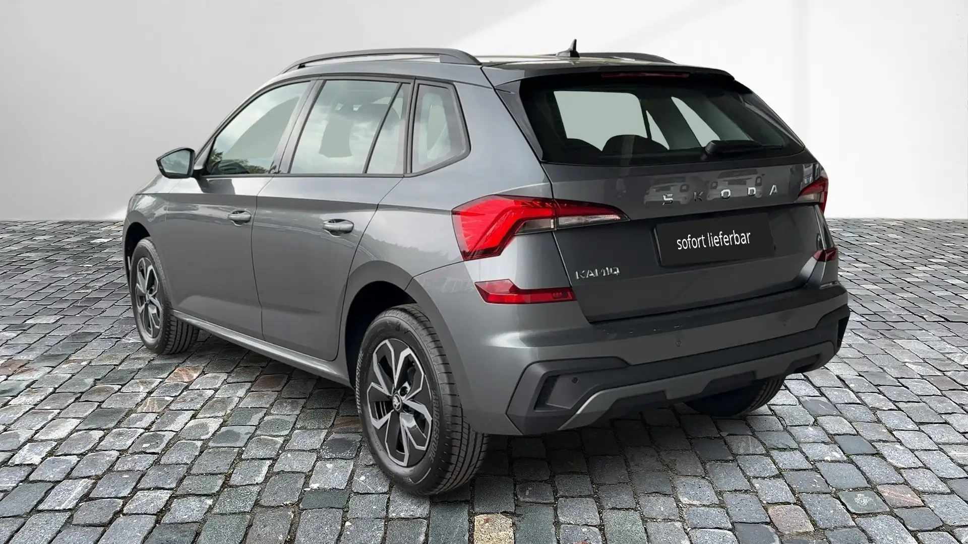 Skoda Kamiq 1,0 TSI 130 Jahre DAB LED Kamera Sitzheizung Gris - 2