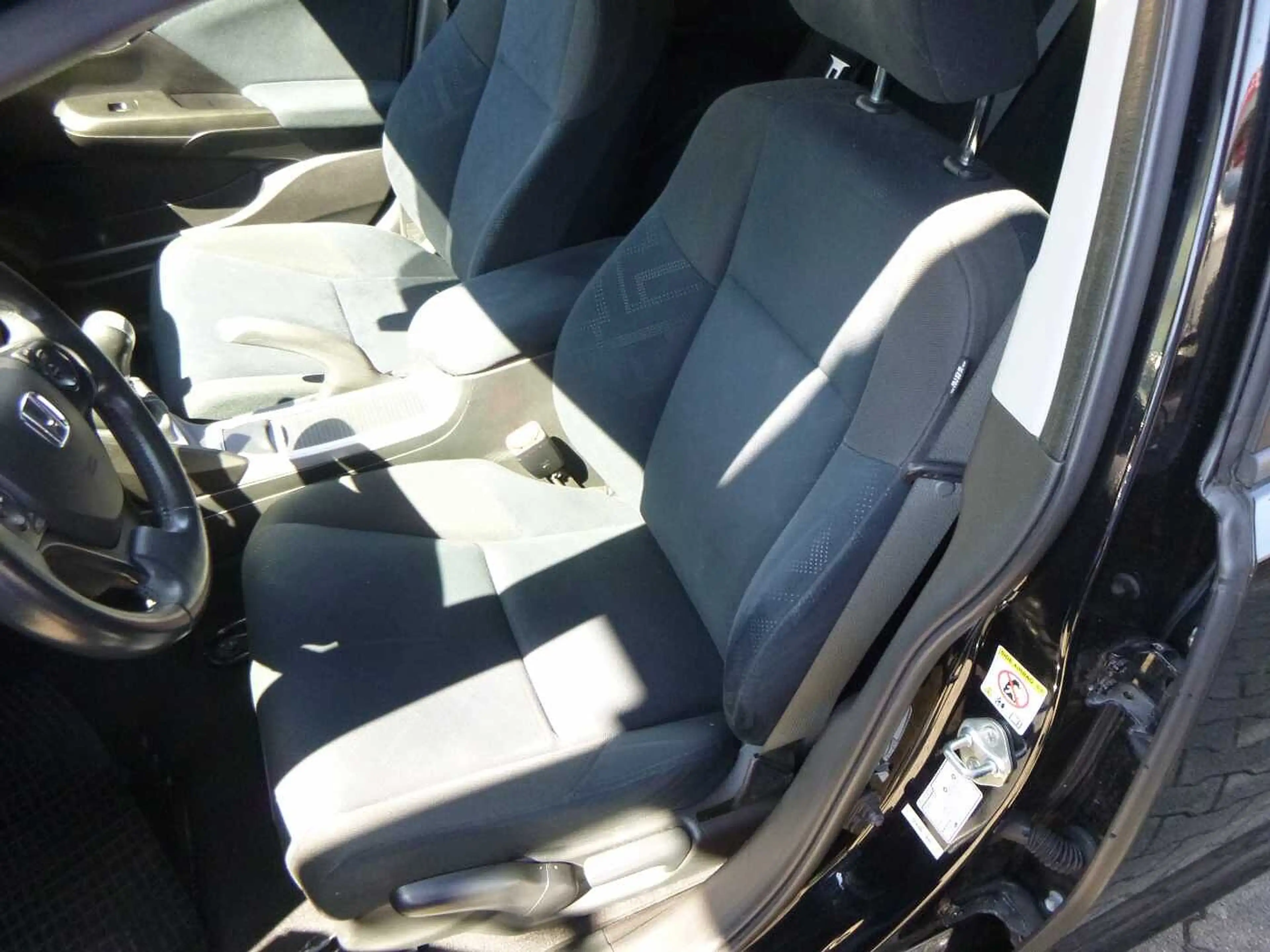 Honda Civic 1.8 i-VTEC Lifestyle — photo 11
