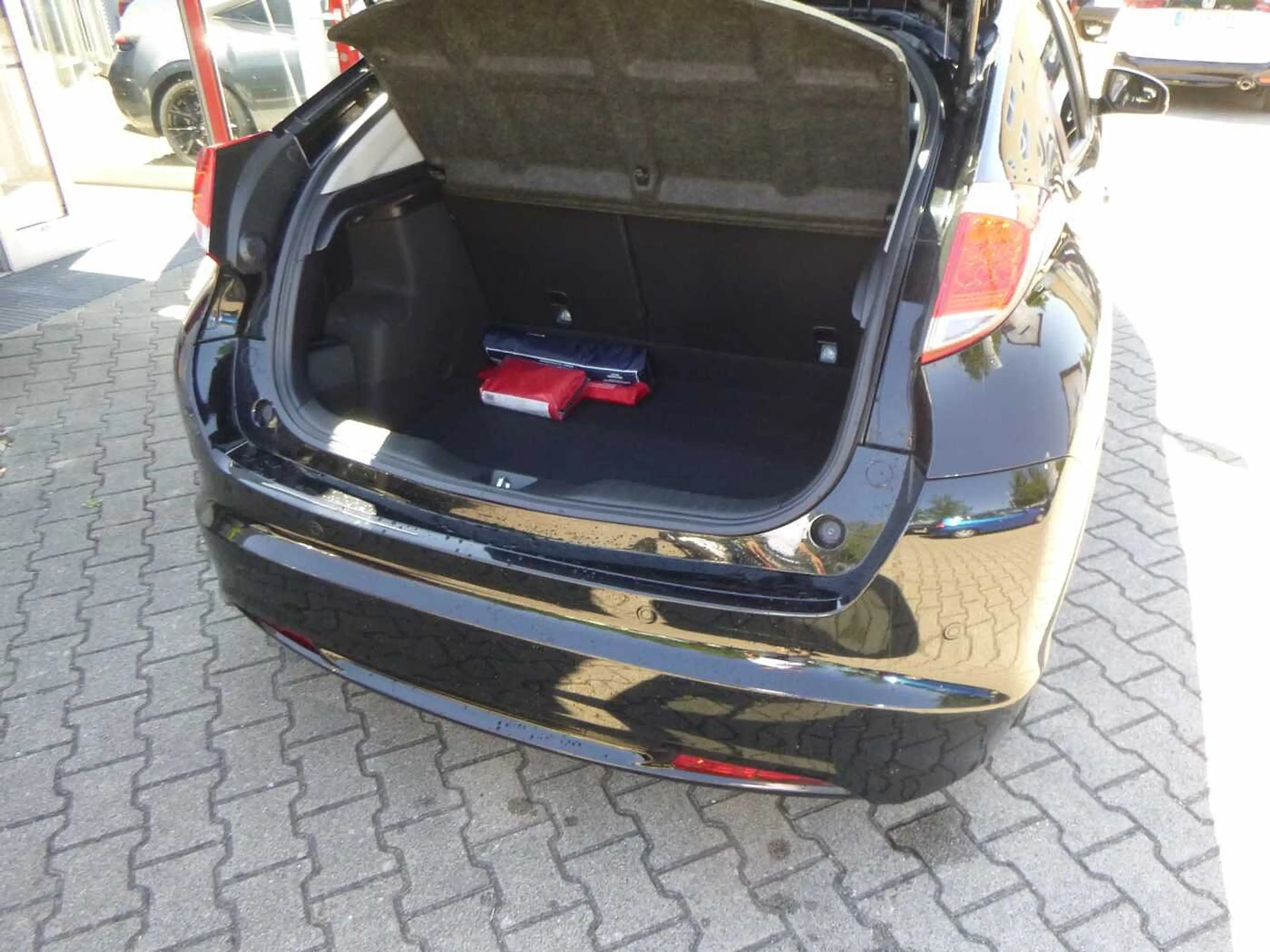 Honda Civic 1.8 i-VTEC Lifestyle — photo 8