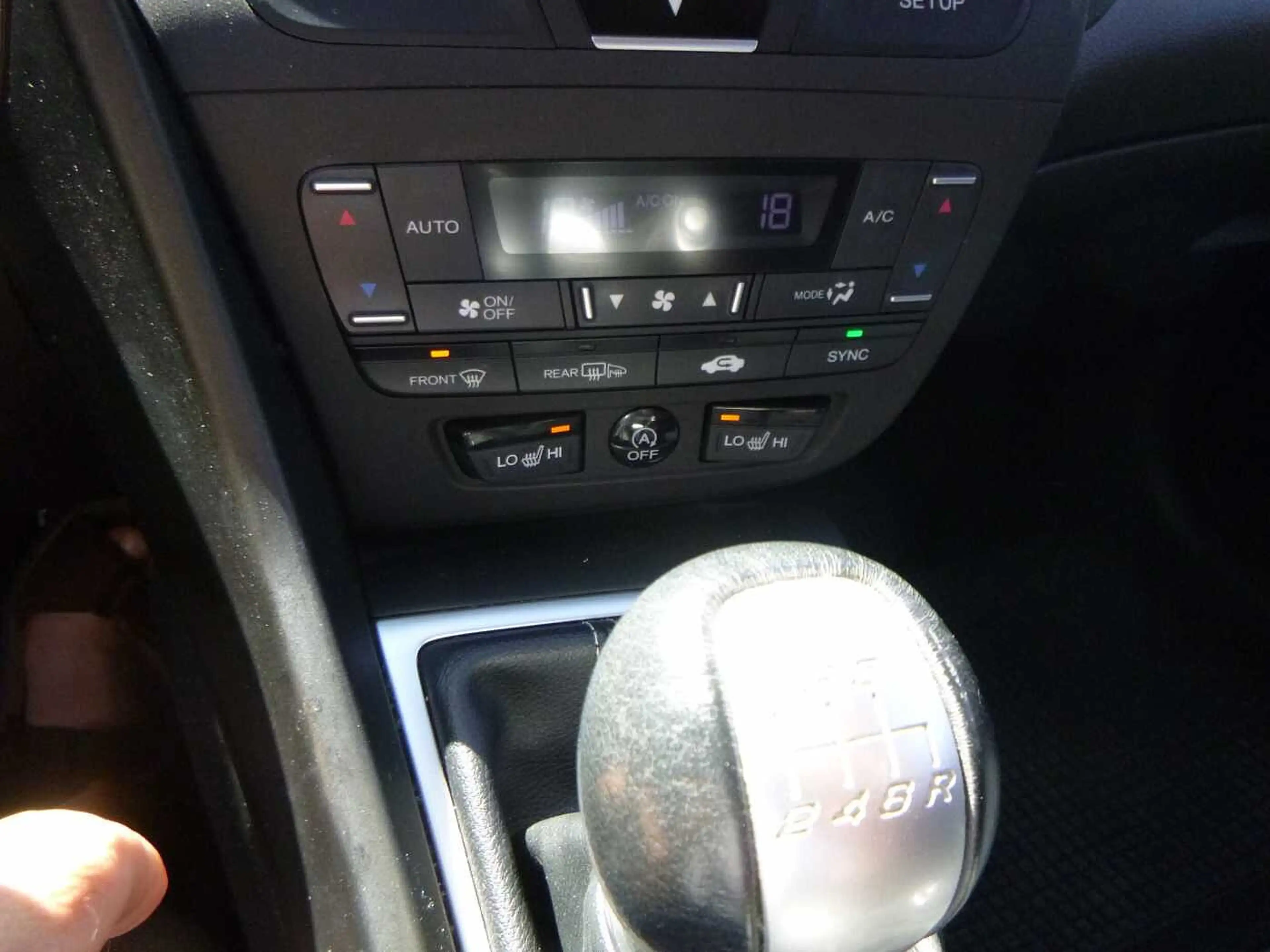 Honda Civic 1.8 i-VTEC Lifestyle — photo 15