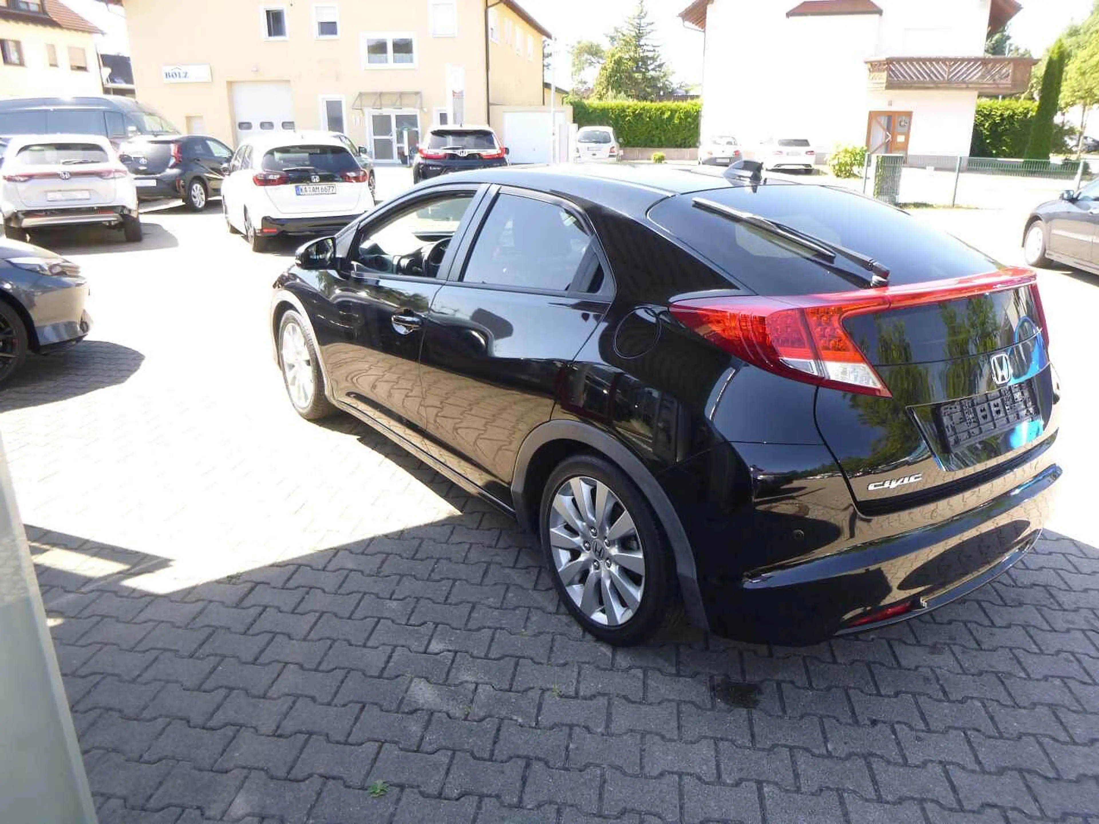 Honda Civic 1.8 i-VTEC Lifestyle — photo 9