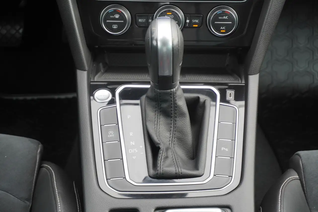 Volkswagen Passat 2.0 TDI R-Line DSG LED ACC AHK, миниатюра 22