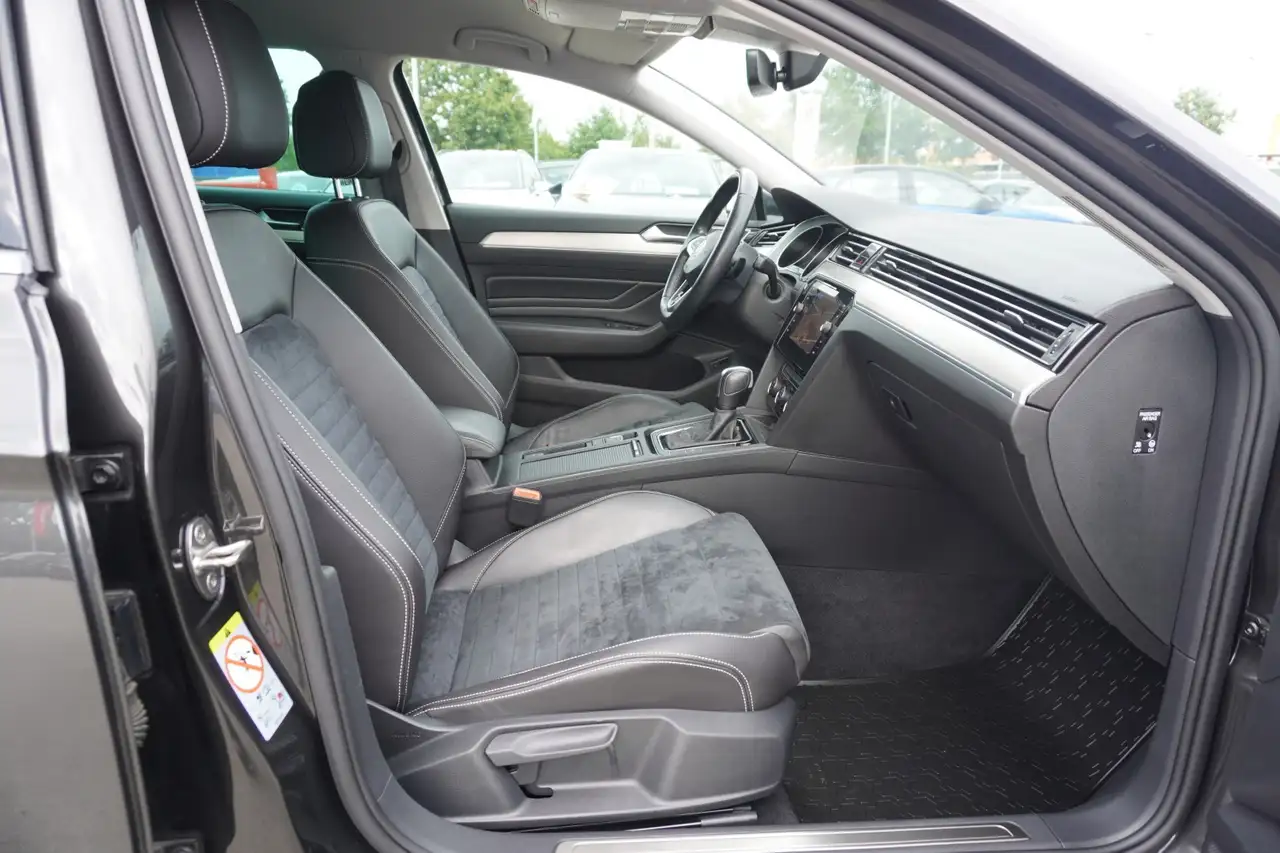 Volkswagen Passat 2.0 TDI R-Line DSG LED ACC AHK, миниатюра 19
