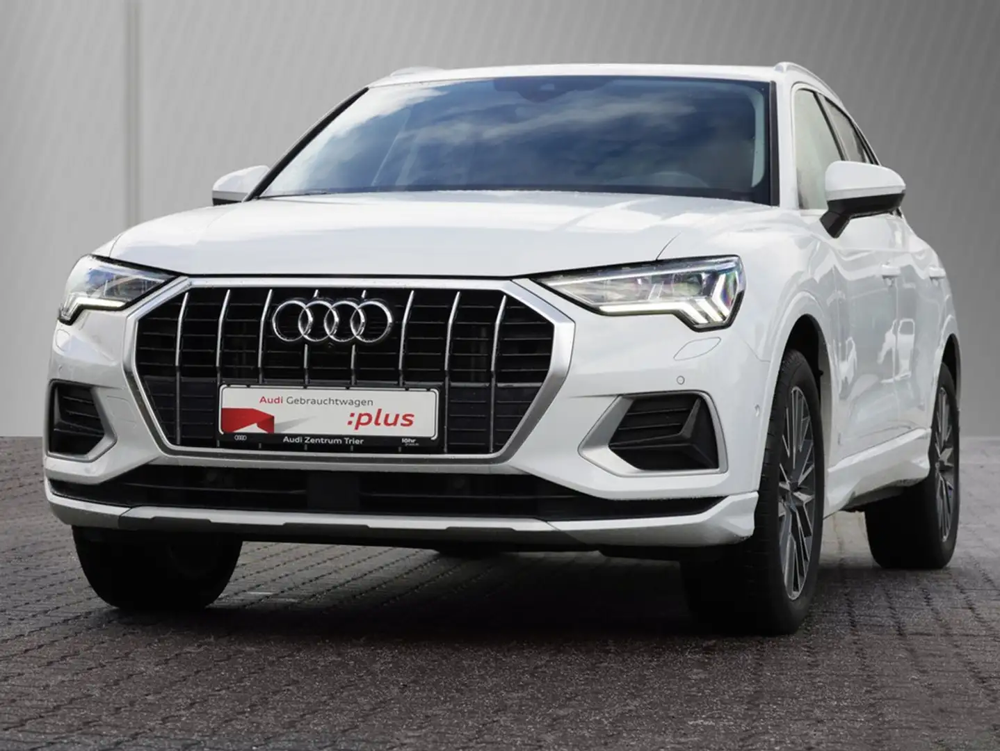 Audi Q3 35 TFSI advanced S-tronic AHK Weiß - 2