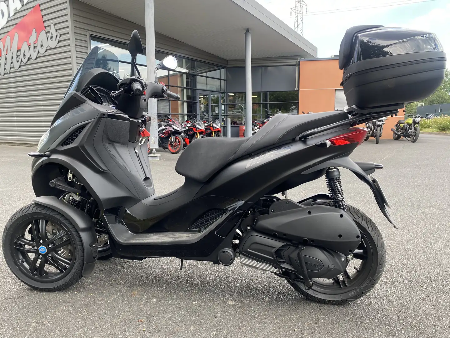 Piaggio MP3 300 - 2