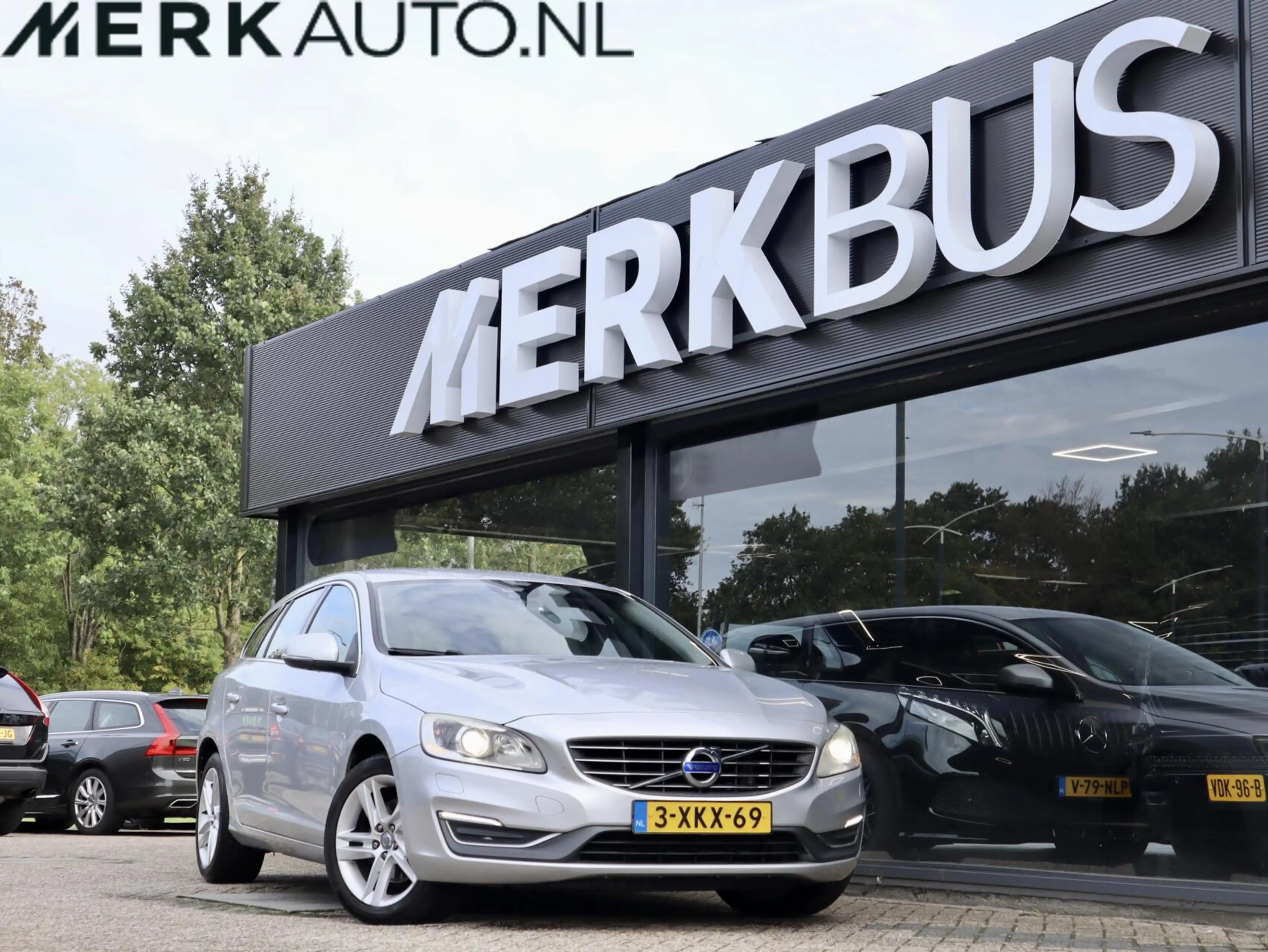 Volvo V60 1.6 T3 Summum