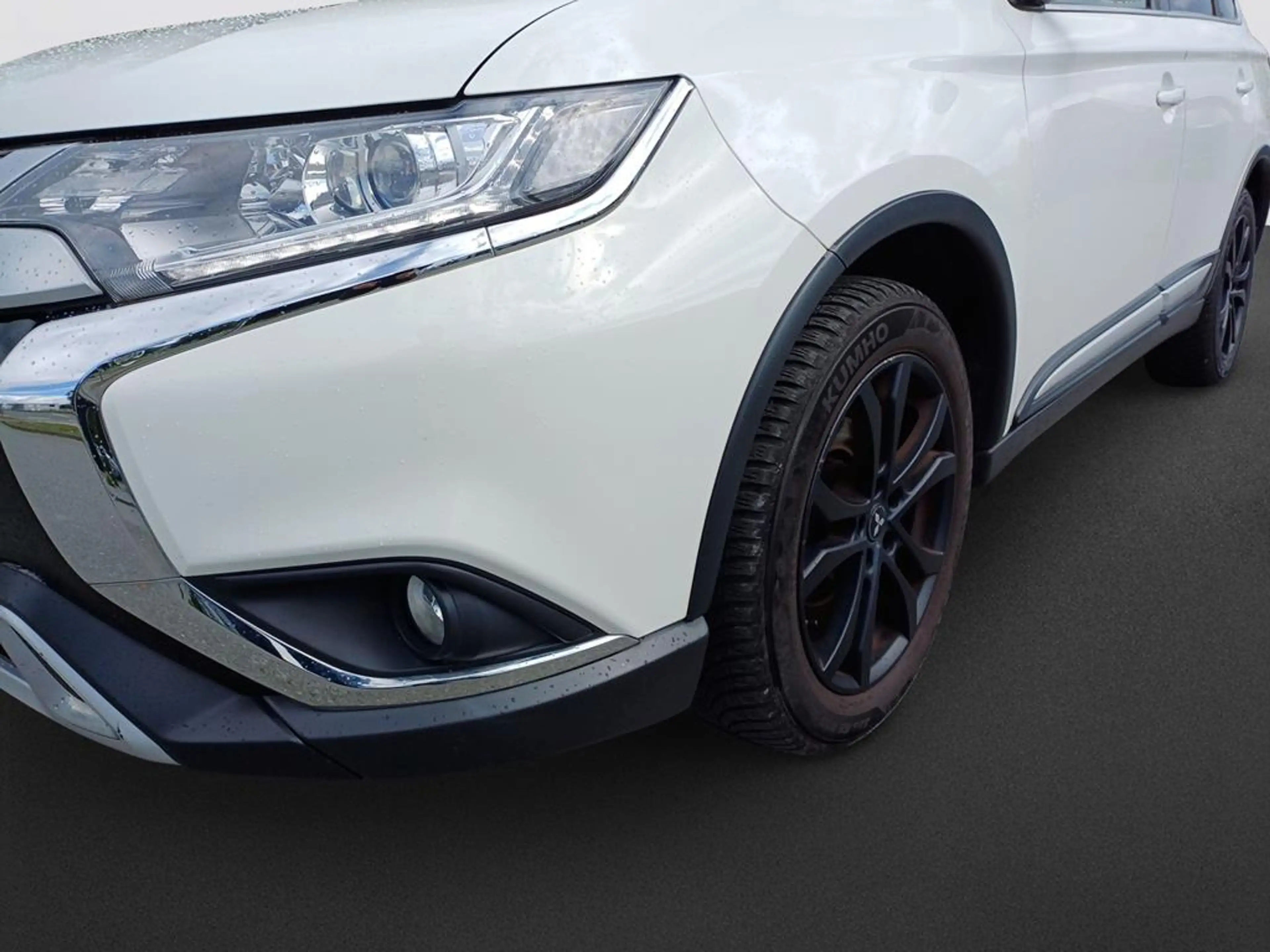 Mitsubishi Outlander Diamant Edition+ 2WD SHZ NAVI RFK — photo 9