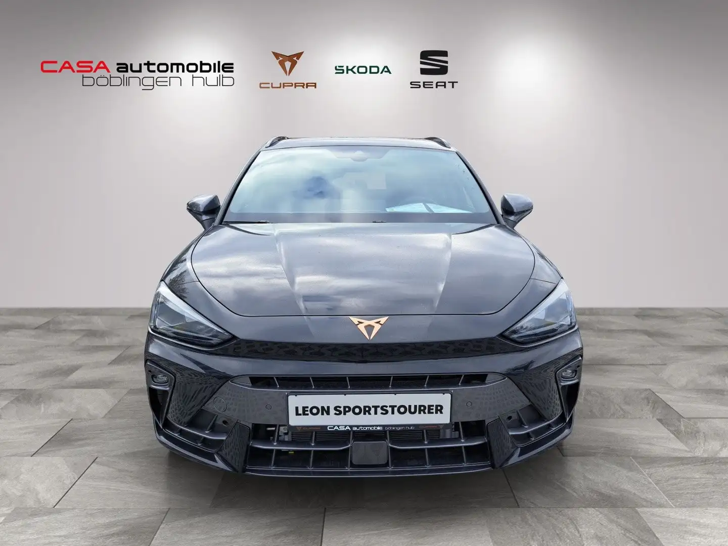 CUPRA Leon Sportstourer 1.5 eTSI DSG Matrix-LED Navi Schwarz - 2
