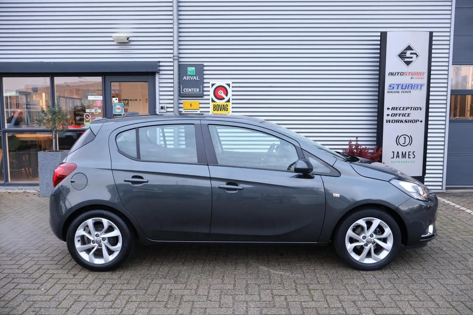 Opel Corsa 1.4 Online Edition 1e Eigenaar | Dealer Onderh | N Grijs - 2