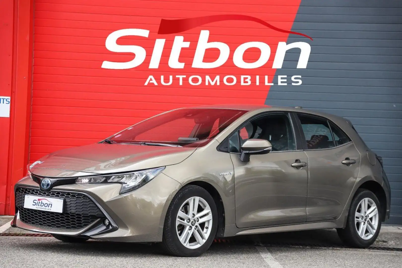 Toyota Corolla Hybride 122h CVT Dynamic Business CAMERA GPS SIEGE Beige - 1