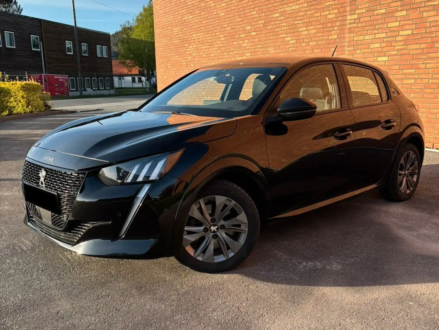 Peugeot e-208 208 Elektromotor 136 GT Schwarz - 1