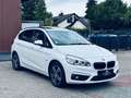 BMW 218 i Sport Line Active Tourer PANO+NAVI+XENON Weiß - thumbnail 16