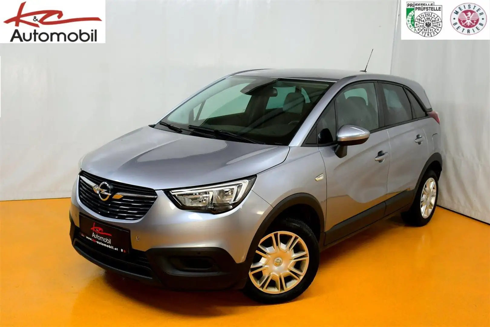 Opel Crossland X 1,5 CDTI ECOTEC BlueInjection Edition Grey - 1