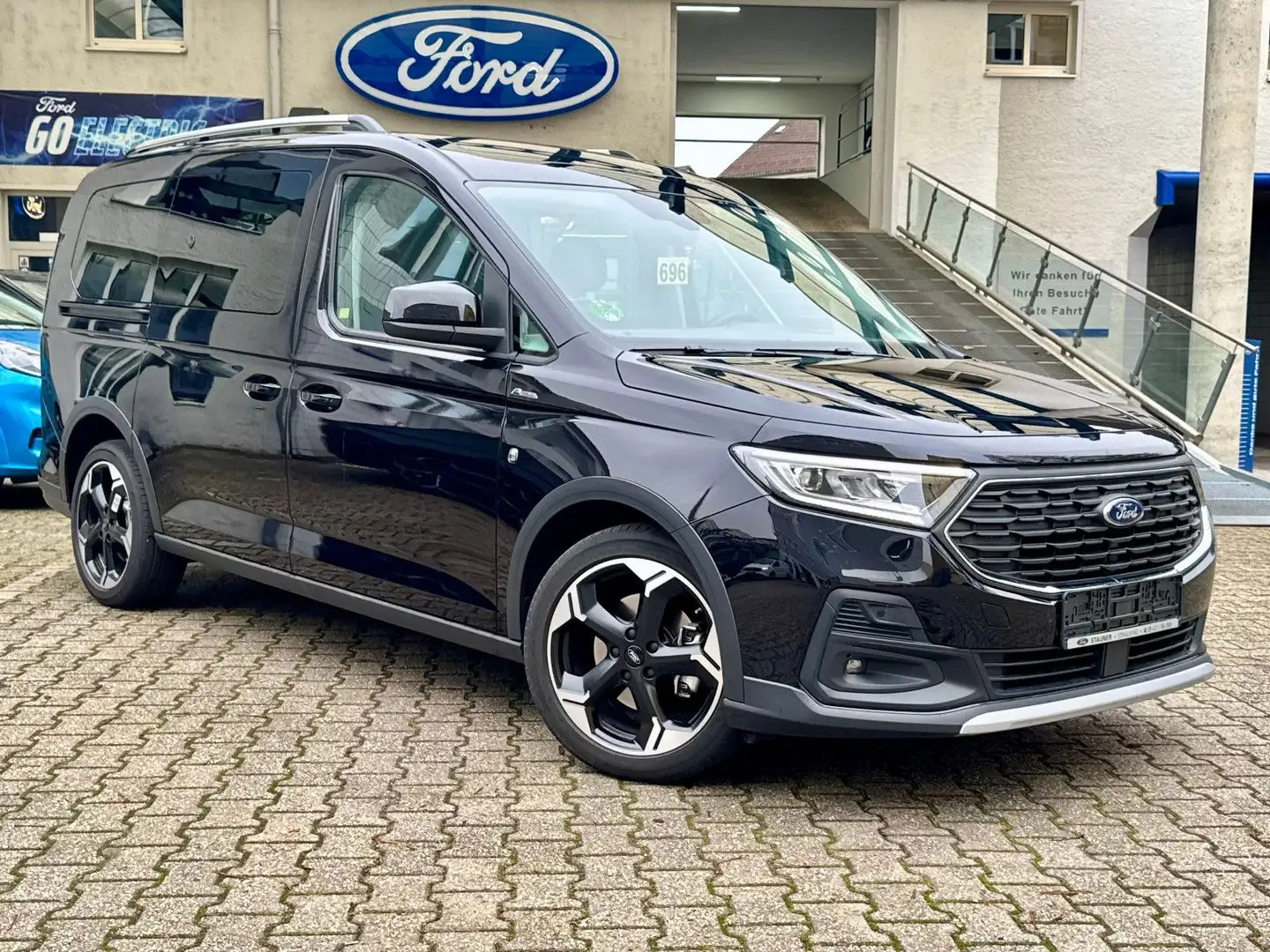 Ford Tourneo Connect Grand Tourneo Connect Active 2.0 Automatik/AHK/ Schwarz - 2