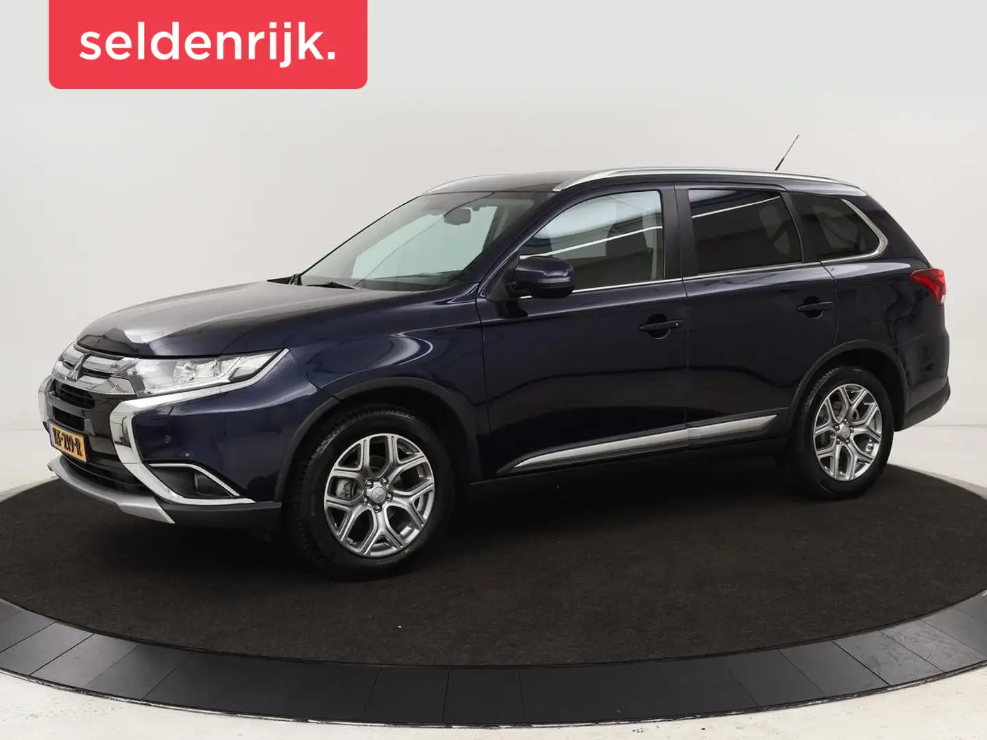 Mitsubishi Outlander 2.0 Executive Edition 7-persoons | Automaat | Full Blauw - 1