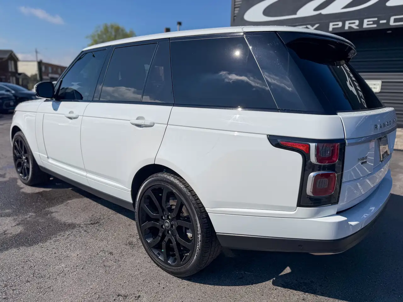 Land Rover Range Rover photo Land Rover Range Rover