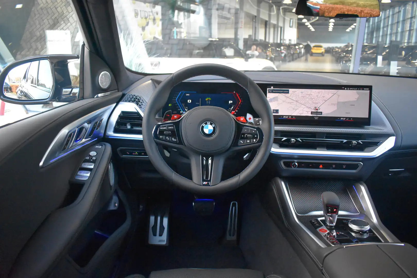 BMW XM PHEV High Executive Automaat 29 kWh / Adaptief M O Zwart - 2