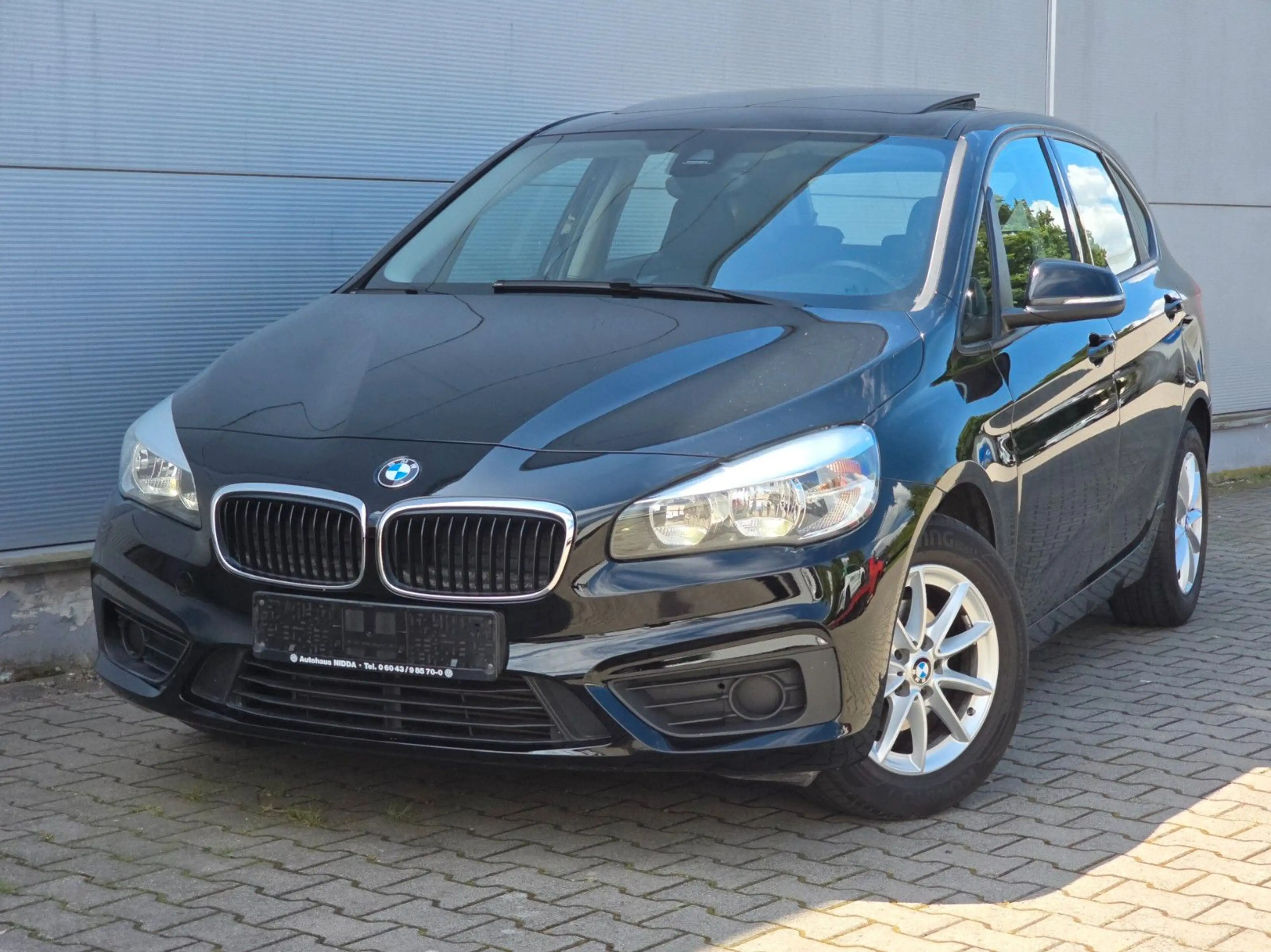 BMW 214 (Panorama/Navi) — photo 3