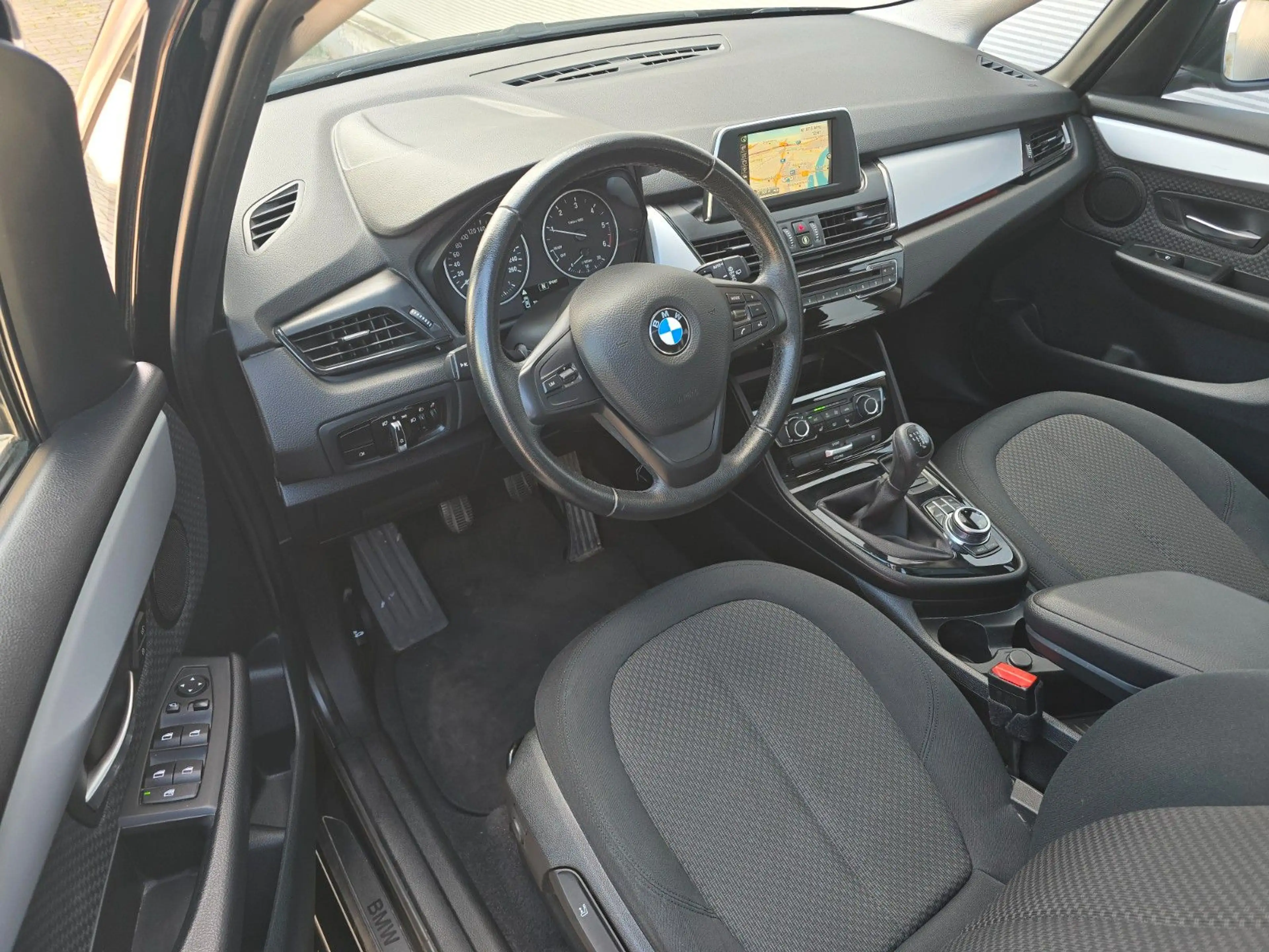 BMW 214 (Panorama/Navi) — photo 14