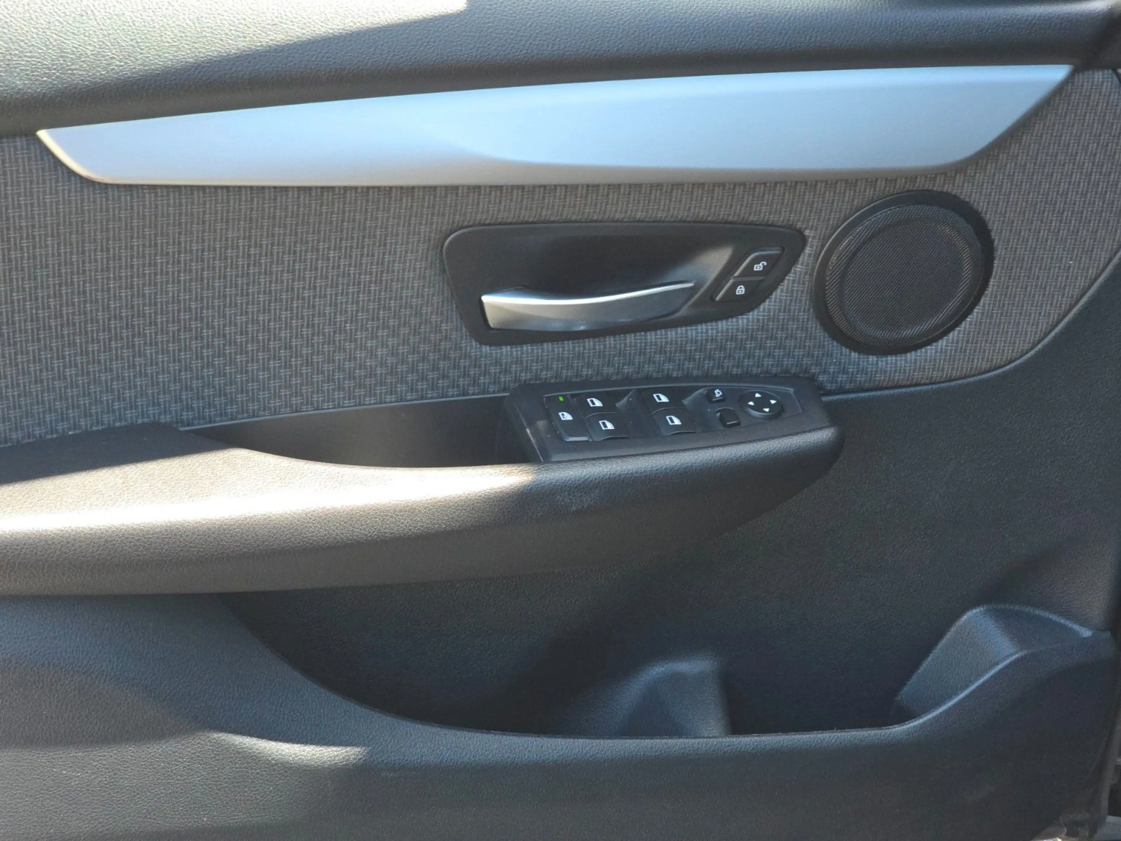 BMW 214 (Panorama/Navi) — photo 15