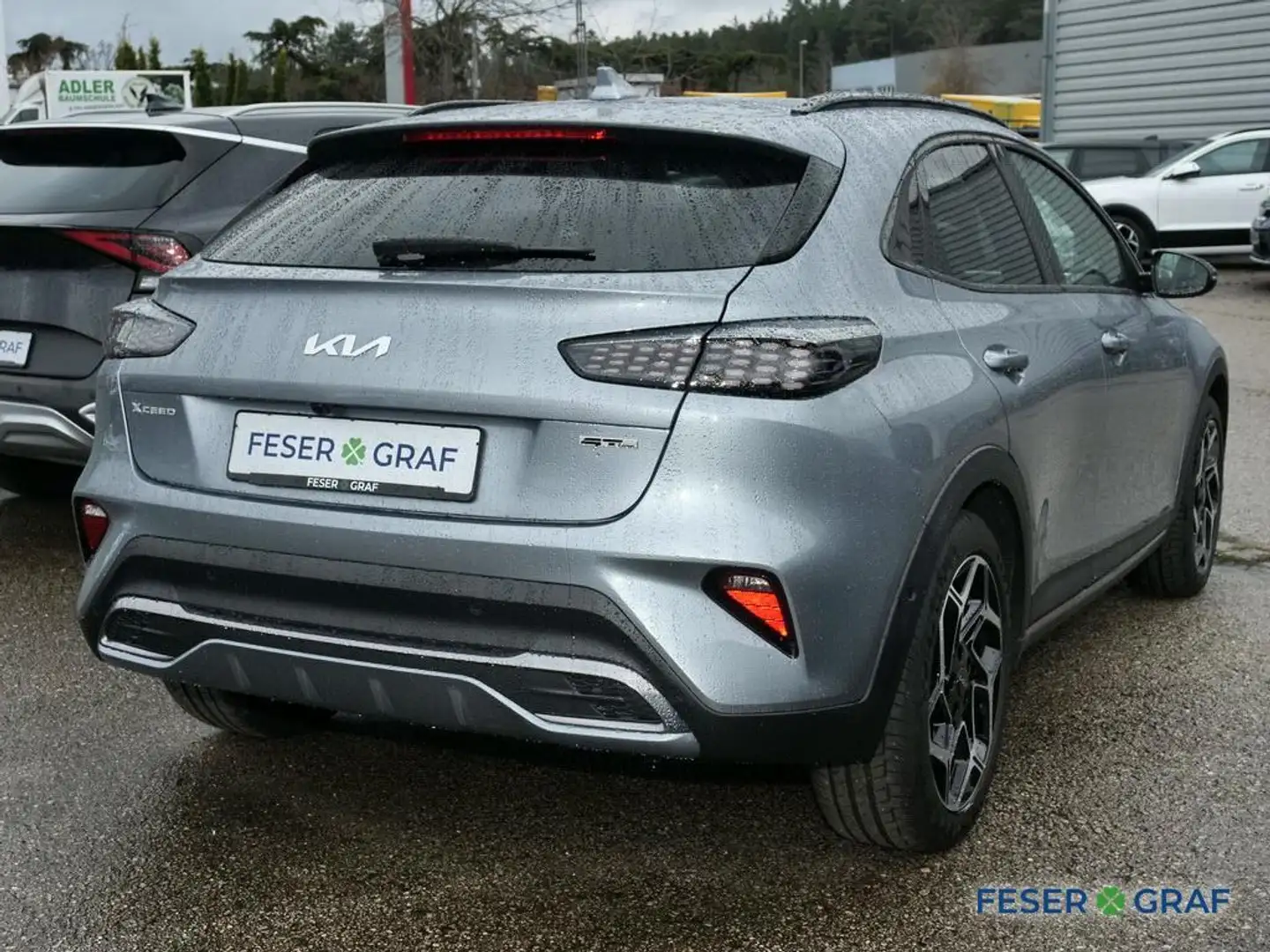 Kia XCeed 1.5T DCT7 GT LINE Silber - 2