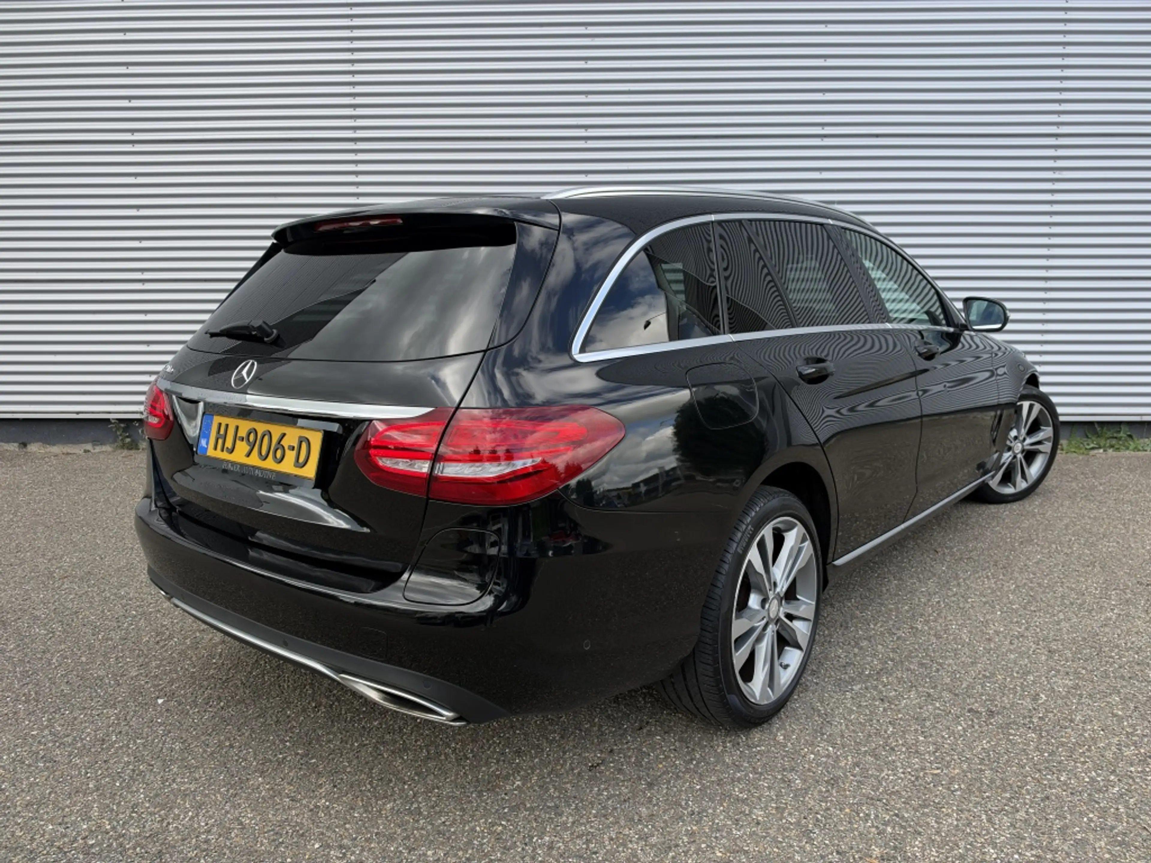 Mercedes-Benz C 350 Estate e NAP Burmester Leer Keyless ACC Carplay St — photo 2
