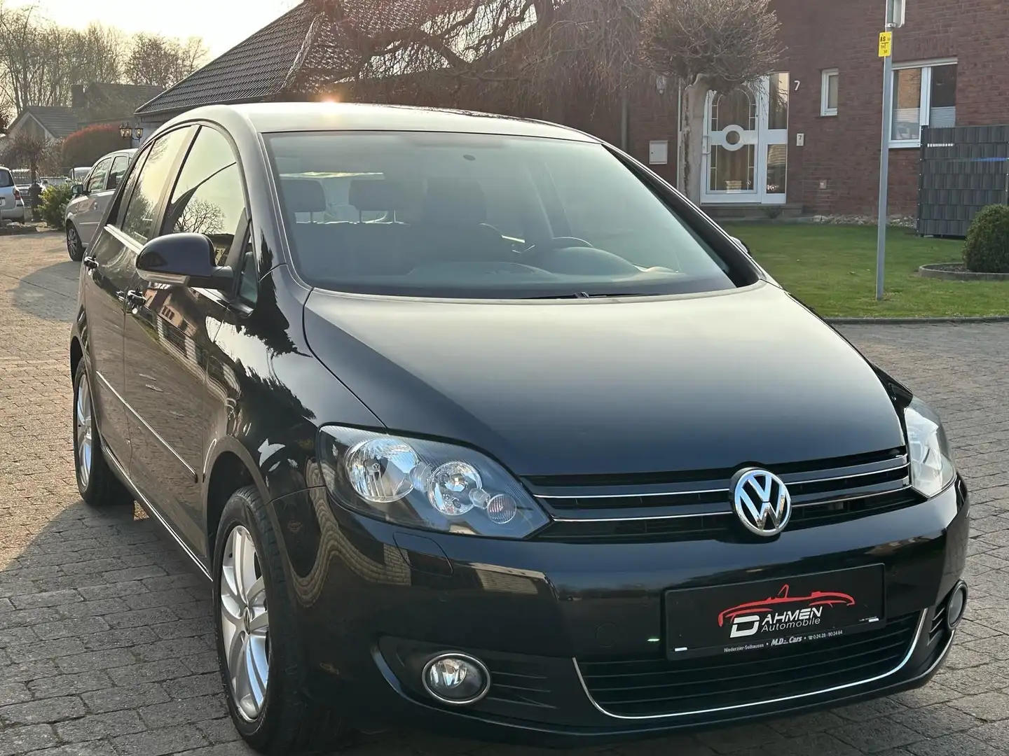 Volkswagen Golf Plus VI Highline*1.HAND*PDC*AC-A*SH Schwarz - 2