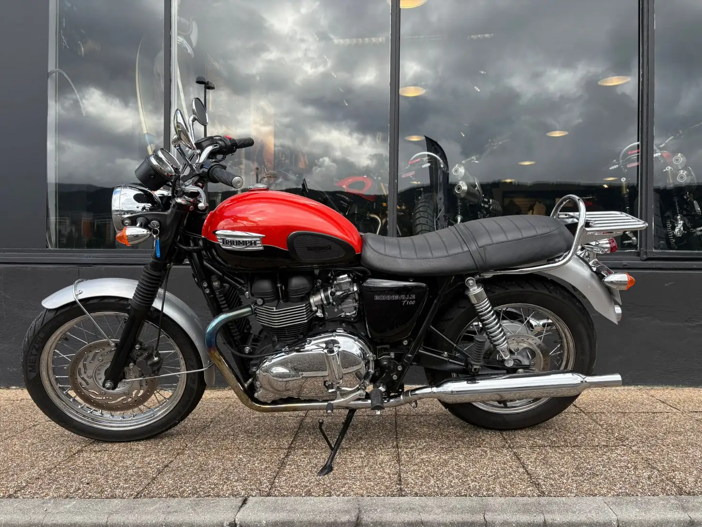 Triumph Orange - 2