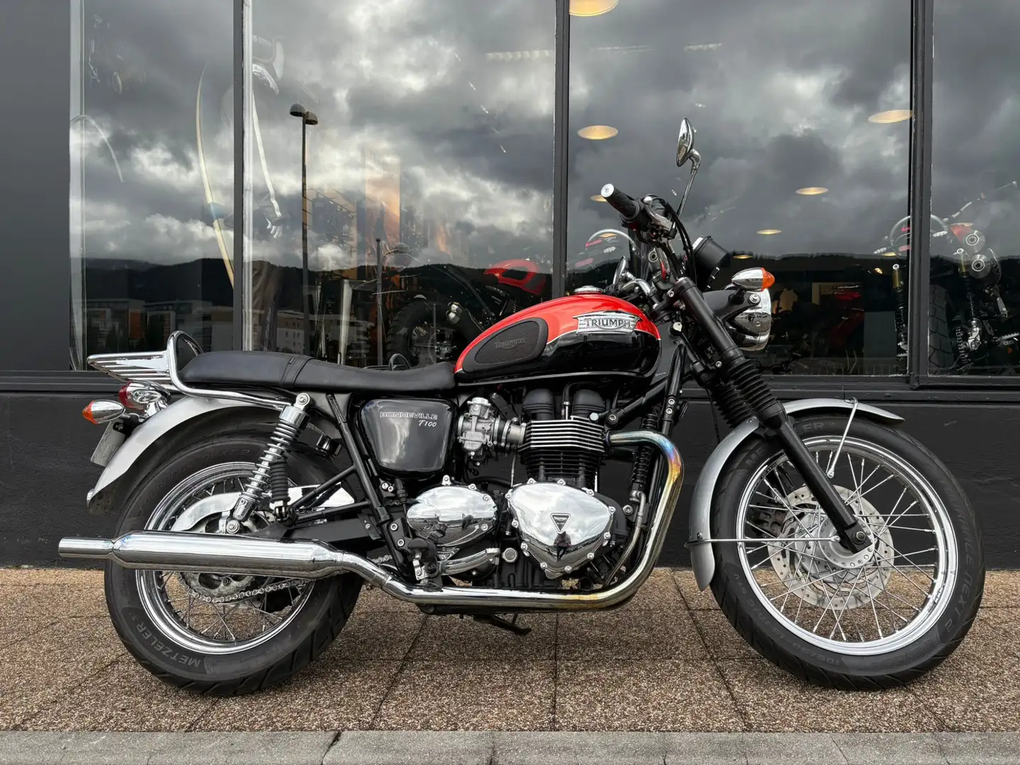 Triumph Orange - 1