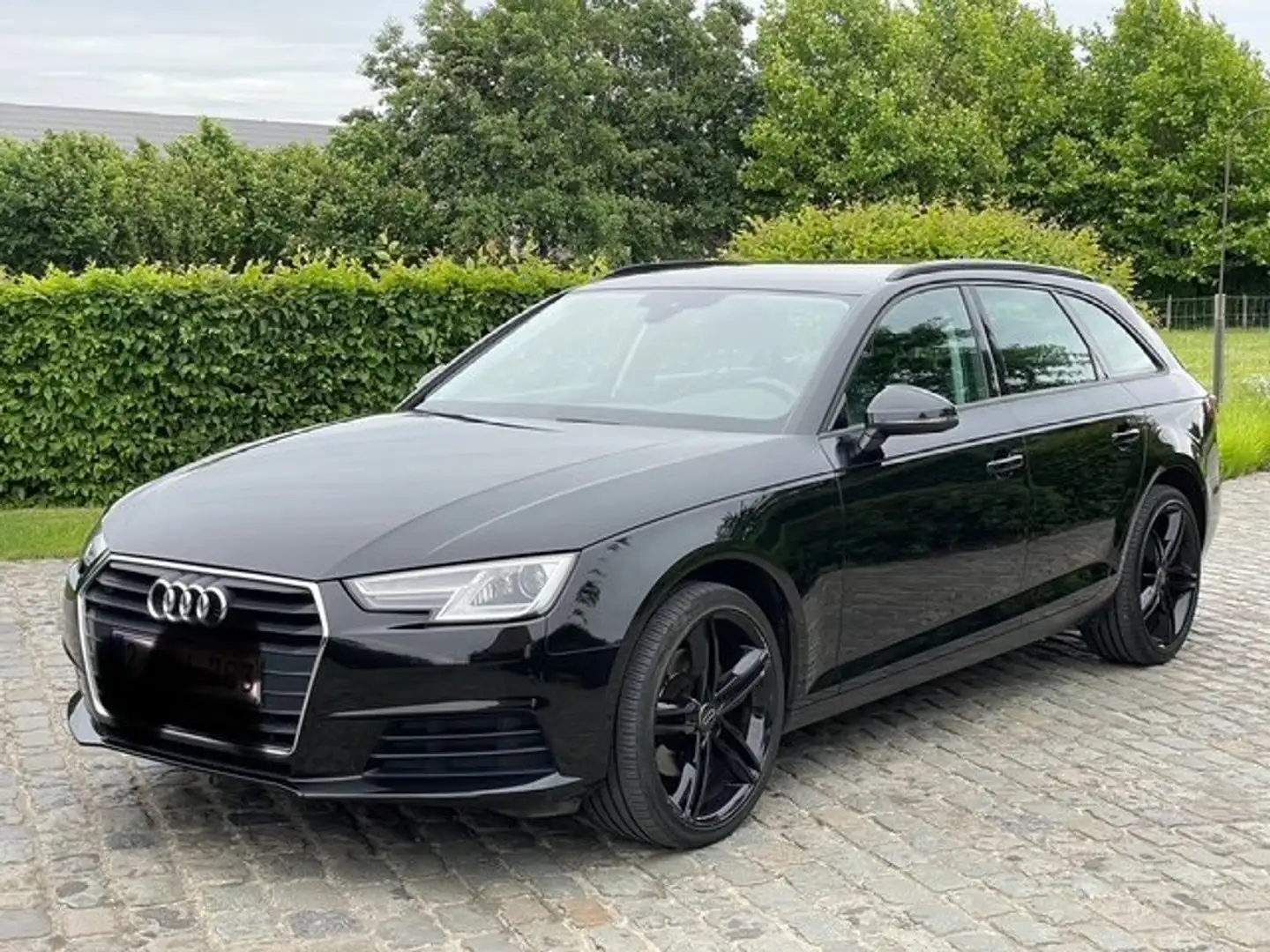 Audi A4 A4 Avant 2.0 TDI Noir - 1