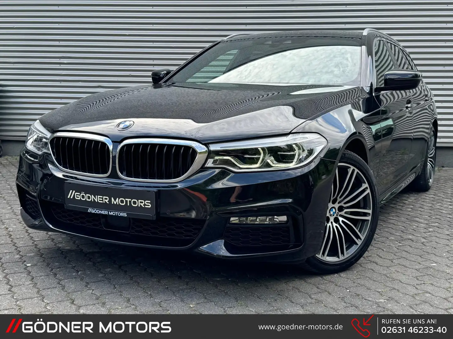 BMW 520 Touring M Sport d xDrive Sport/DE-FHZ/LED/PANO/... Schwarz - 1
