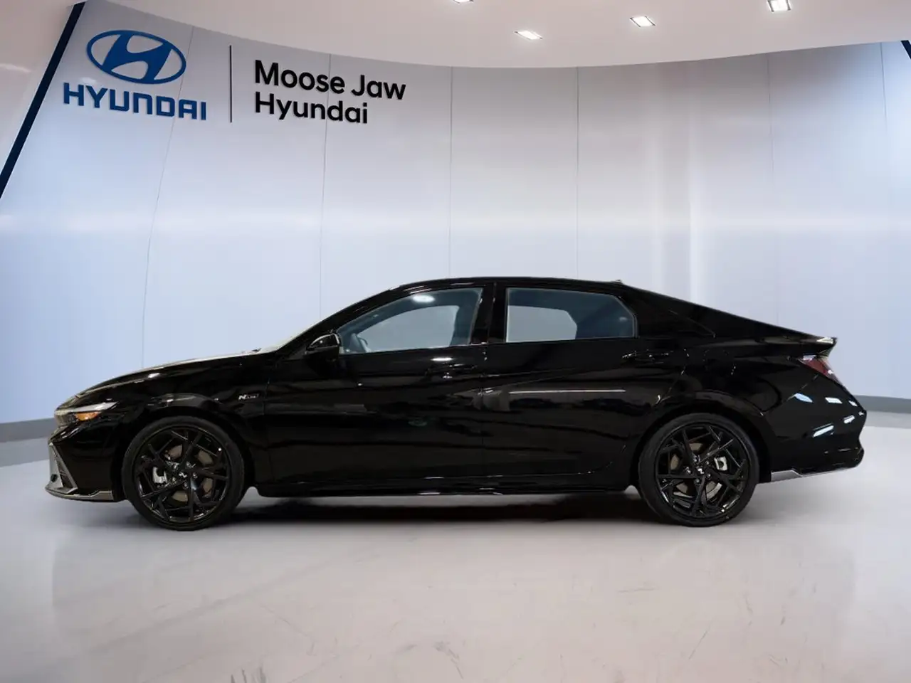 Hyundai ELANTRA photo Hyundai ELANTRA