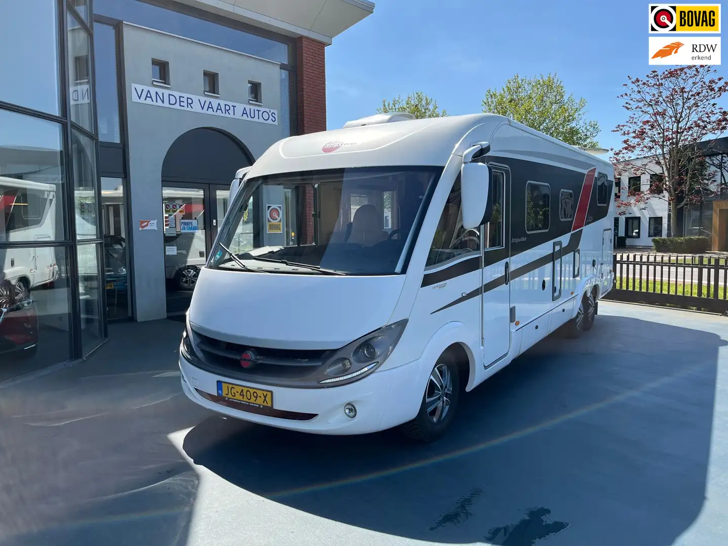 Bürstner BI8401  Aviano Impulse CAMPER ENEKELE BEDDEN Weiß - 1