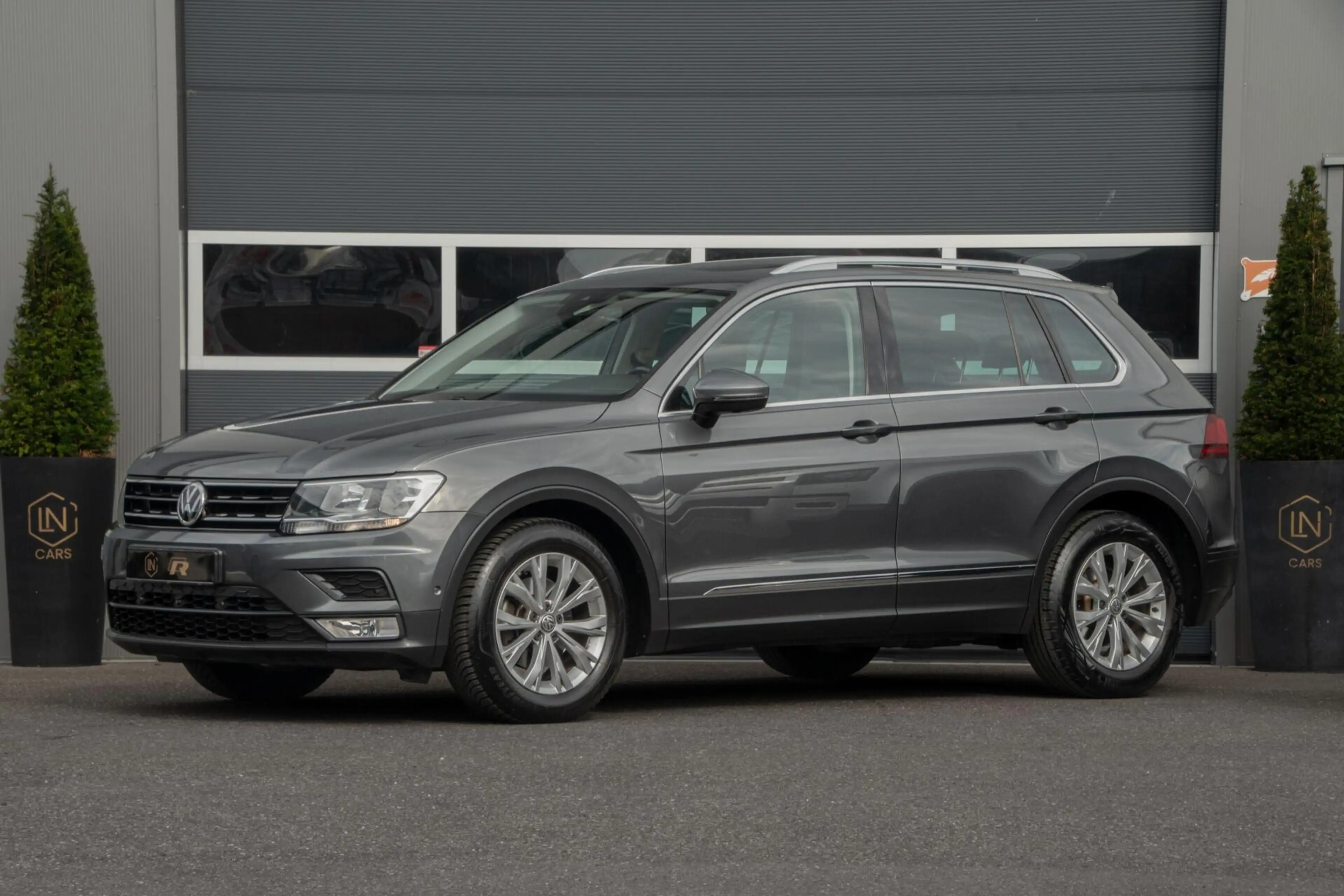 Volkswagen Tiguan 1.4 TSI ACT |Pano|DAB|Camera | Trekhaak
