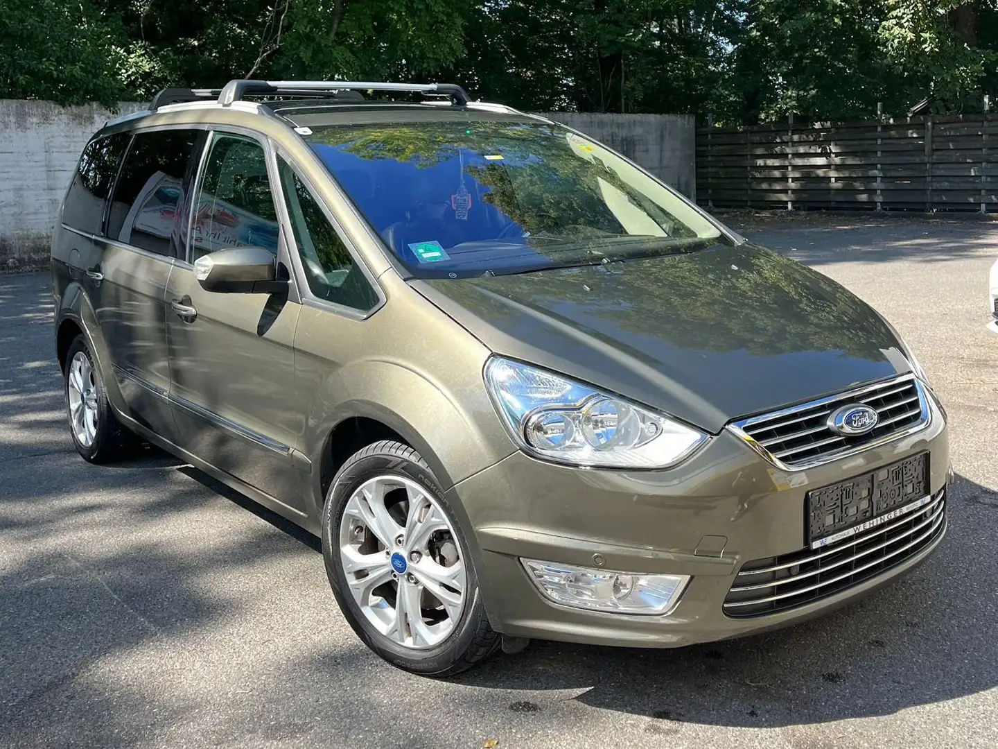 Ford Galaxy Galaxy Titanium 2,0 TDCi DPF Titanium Gris - 1