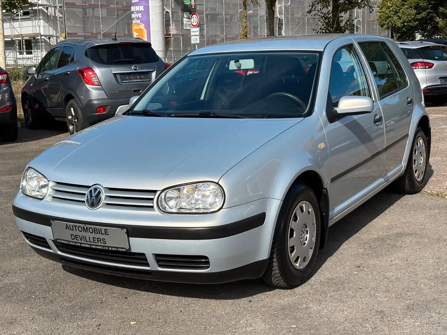 Volkswagen Golf 1.4, Klima, AHK, Allwetterreifen Silber - 1