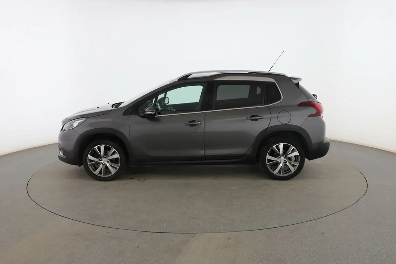 Peugeot 2008 1.2 PureTech Allure Gri - 2
