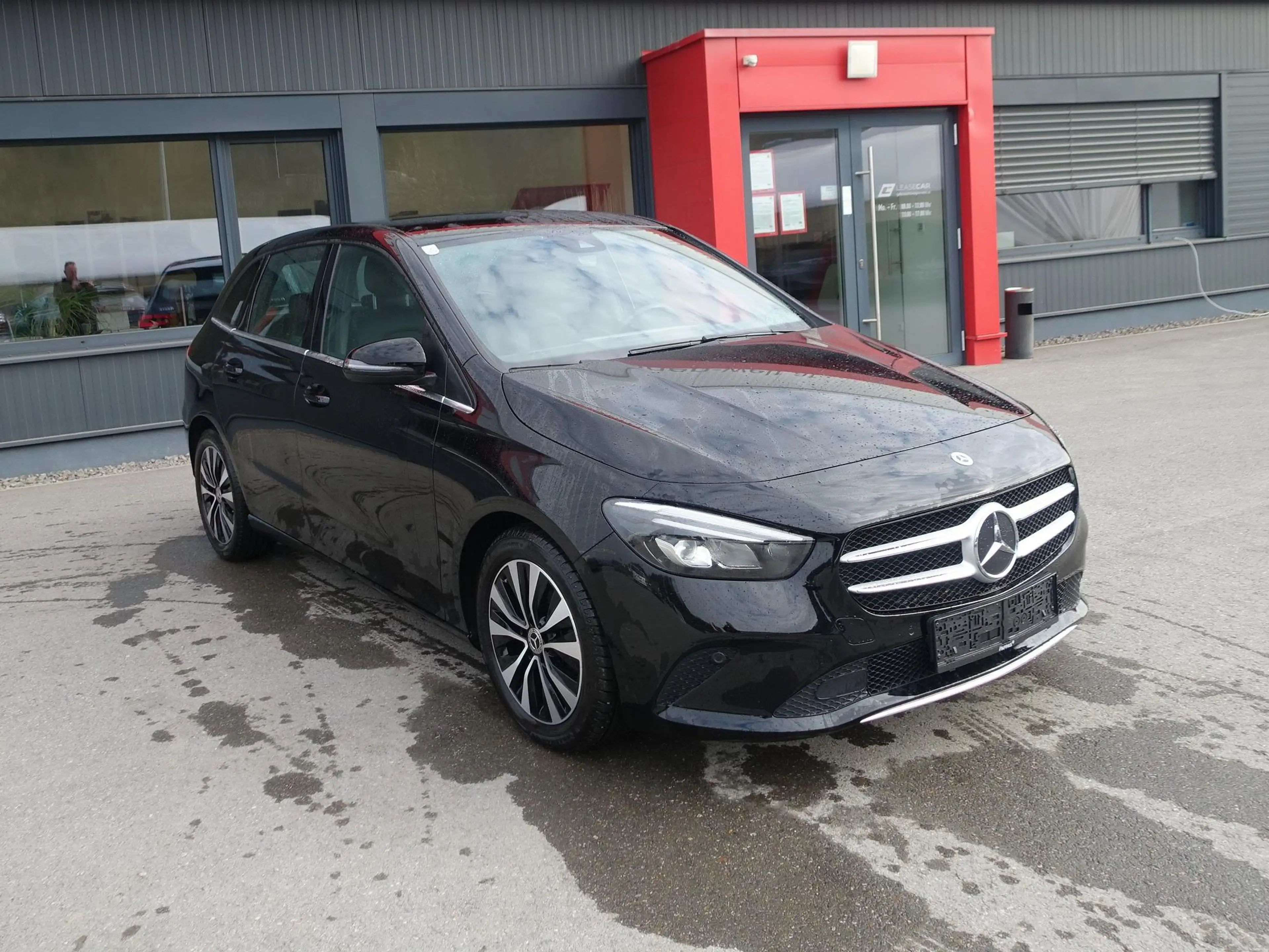 Mercedes-Benz B 220 B 220 d 4Matic *LED*NAVI*RFK* — photo 3