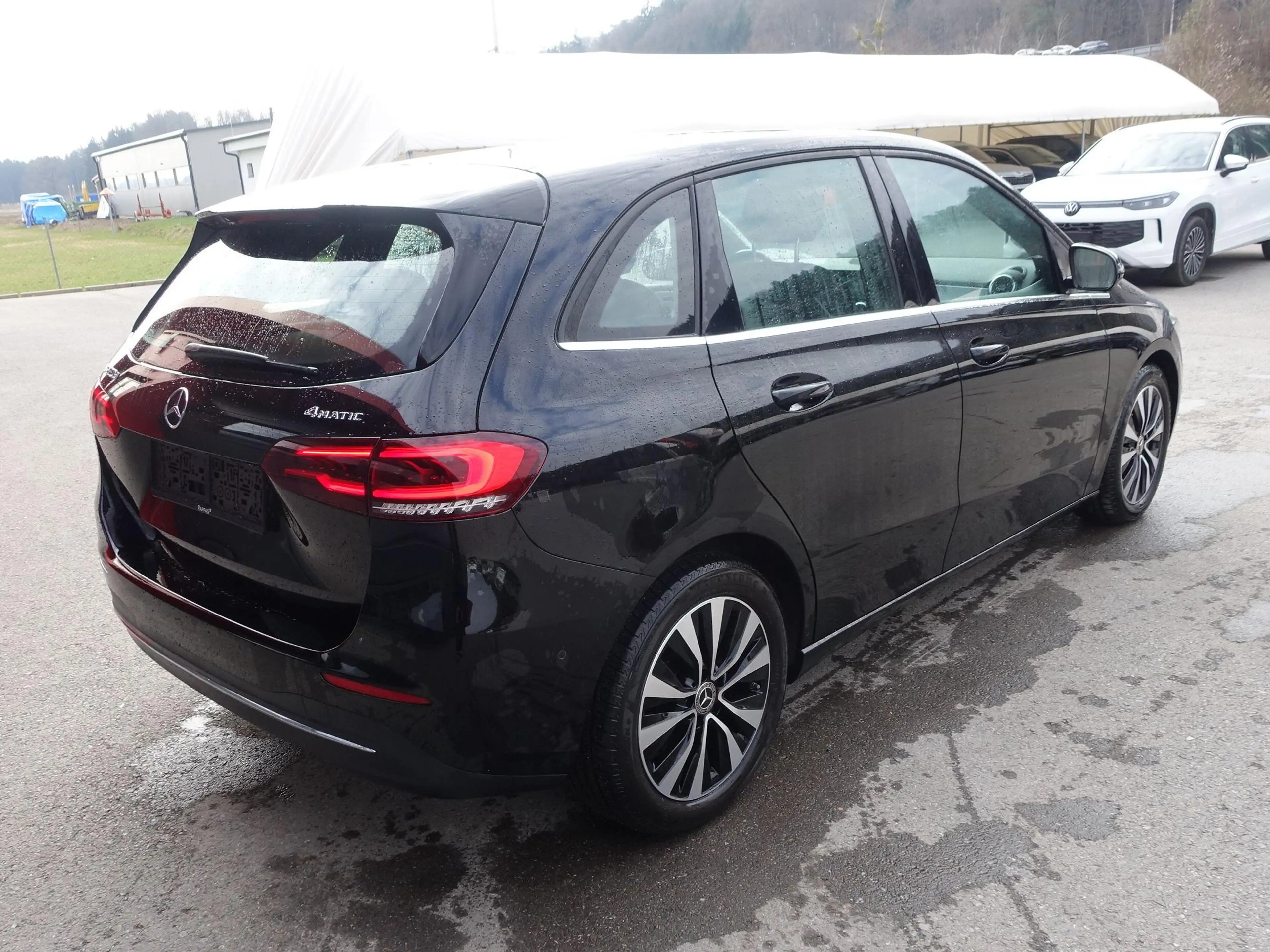 Mercedes-Benz B 220 B 220 d 4Matic *LED*NAVI*RFK* — photo 4