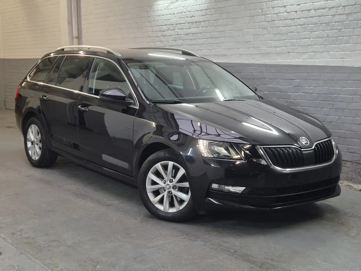 Skoda Octavia Octavia SW 1.0 TSI- 1 prop. - Superbe état !!! Noir - 1