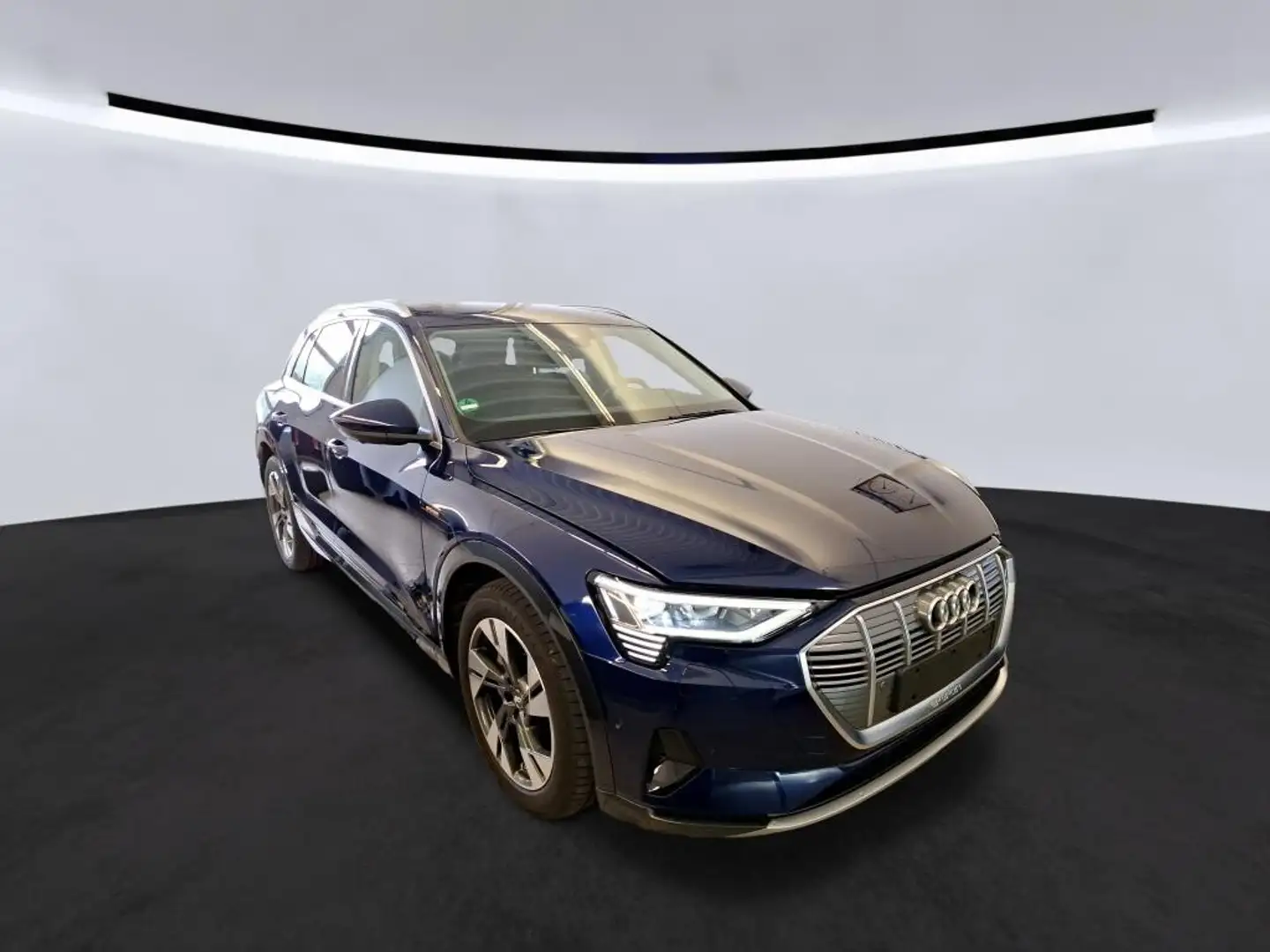 Audi e-tron 55 | 95kWh | Werksgarantie 06/2027 Blau - 2