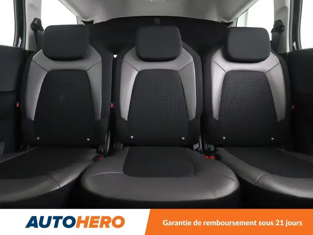 Citroen C4 Picasso view 15