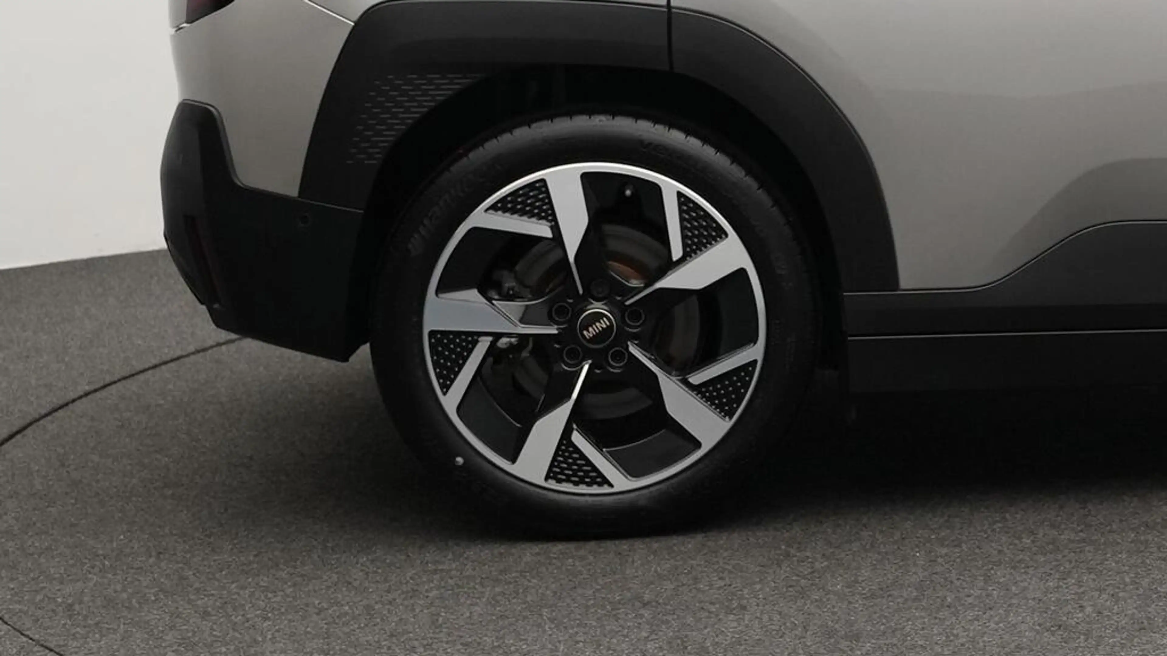 MINI Aceman Classic Trim — photo 10