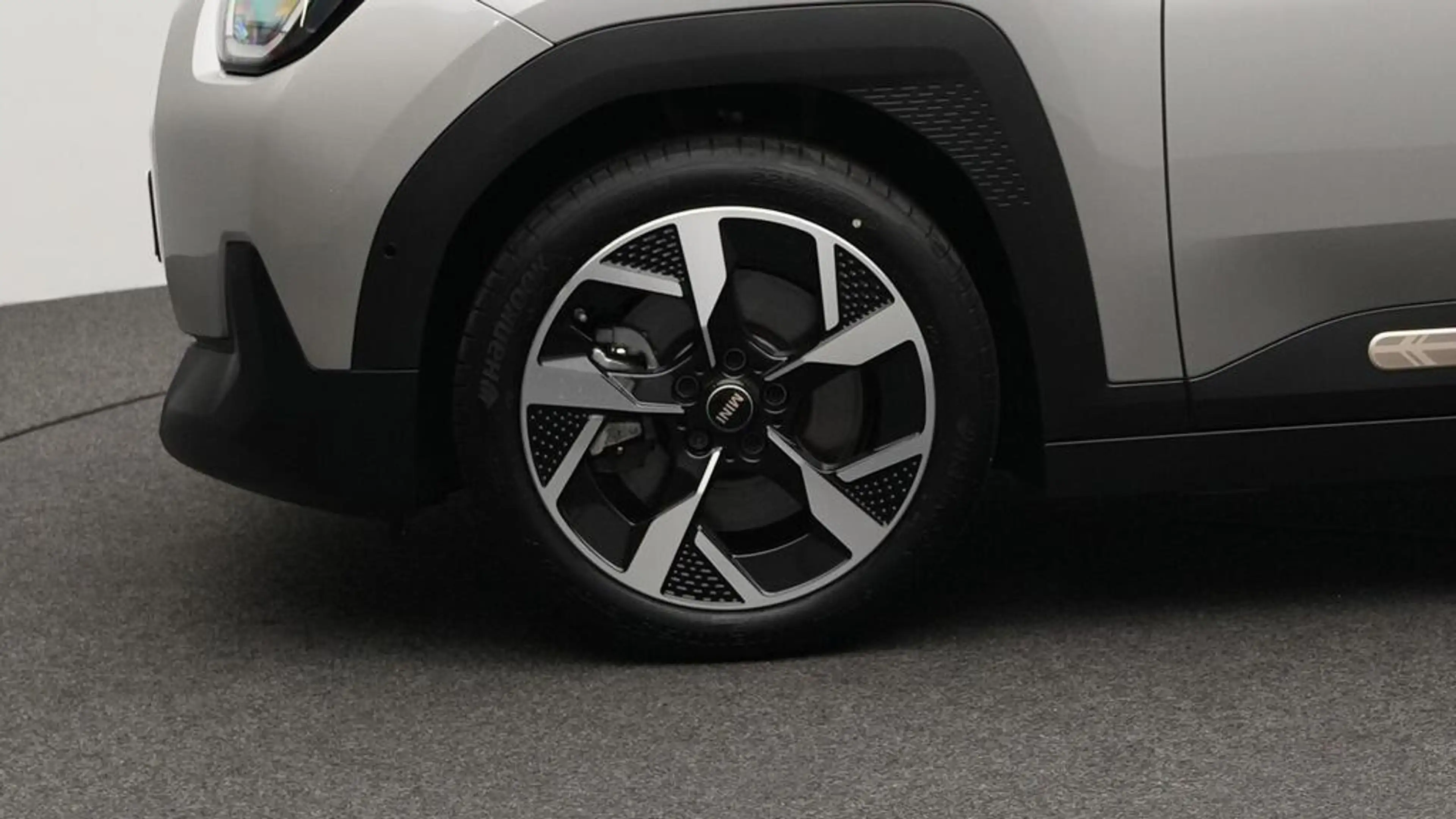 MINI Aceman Classic Trim — photo 12