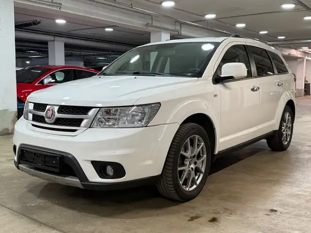 Fiat Freemont AWD~Leder~Navi~7Sitzer~Automatik