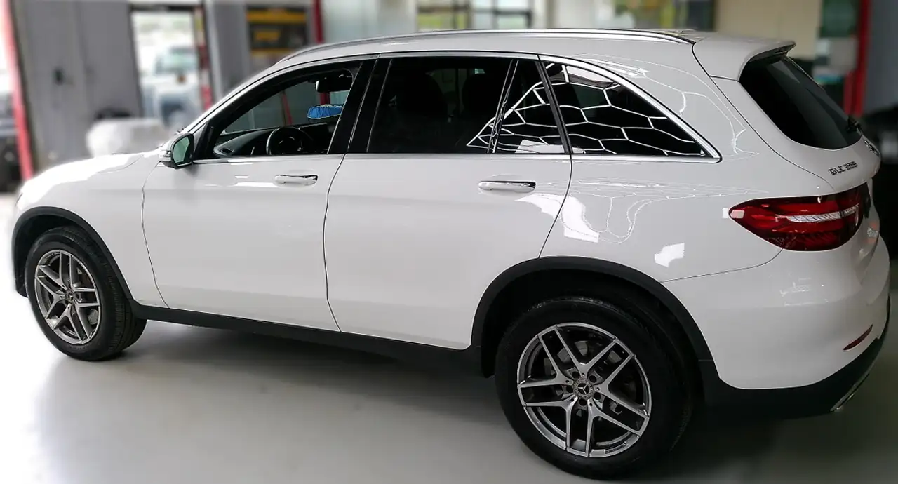 Mercedes-Benz GLC снимка Mercedes-Benz GLC
