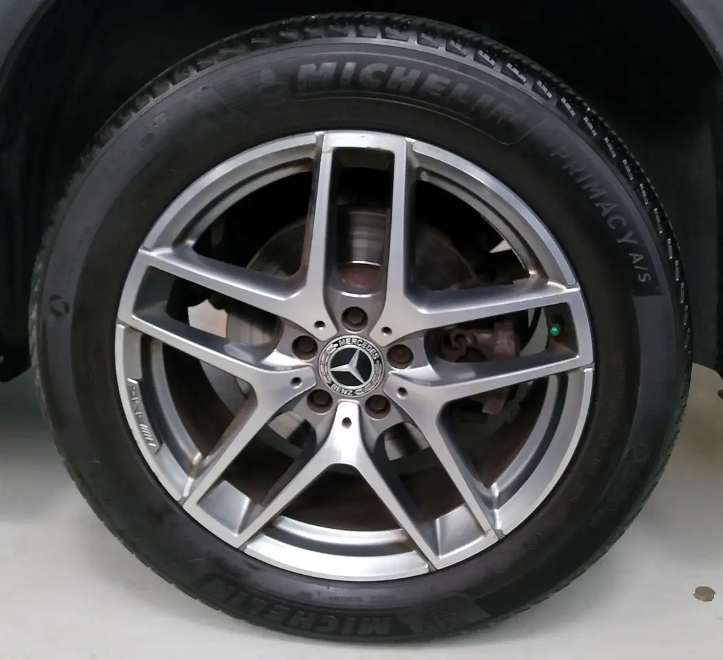 Mercedes-Benz GLC снимка Mercedes-Benz GLC