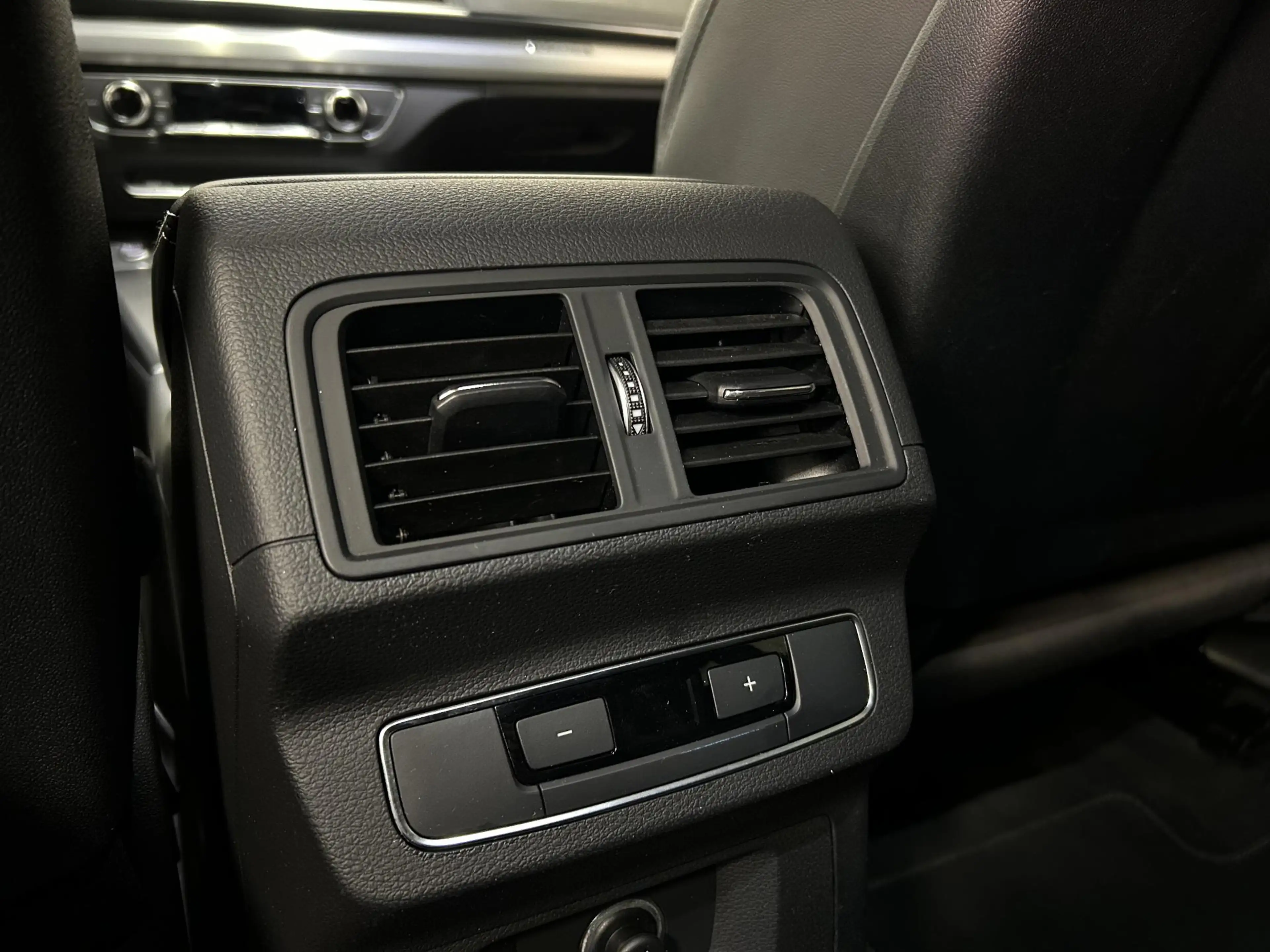 Audi Q5 55 TFSI e quattro S Edition Competition | S-LINE | — photo 39