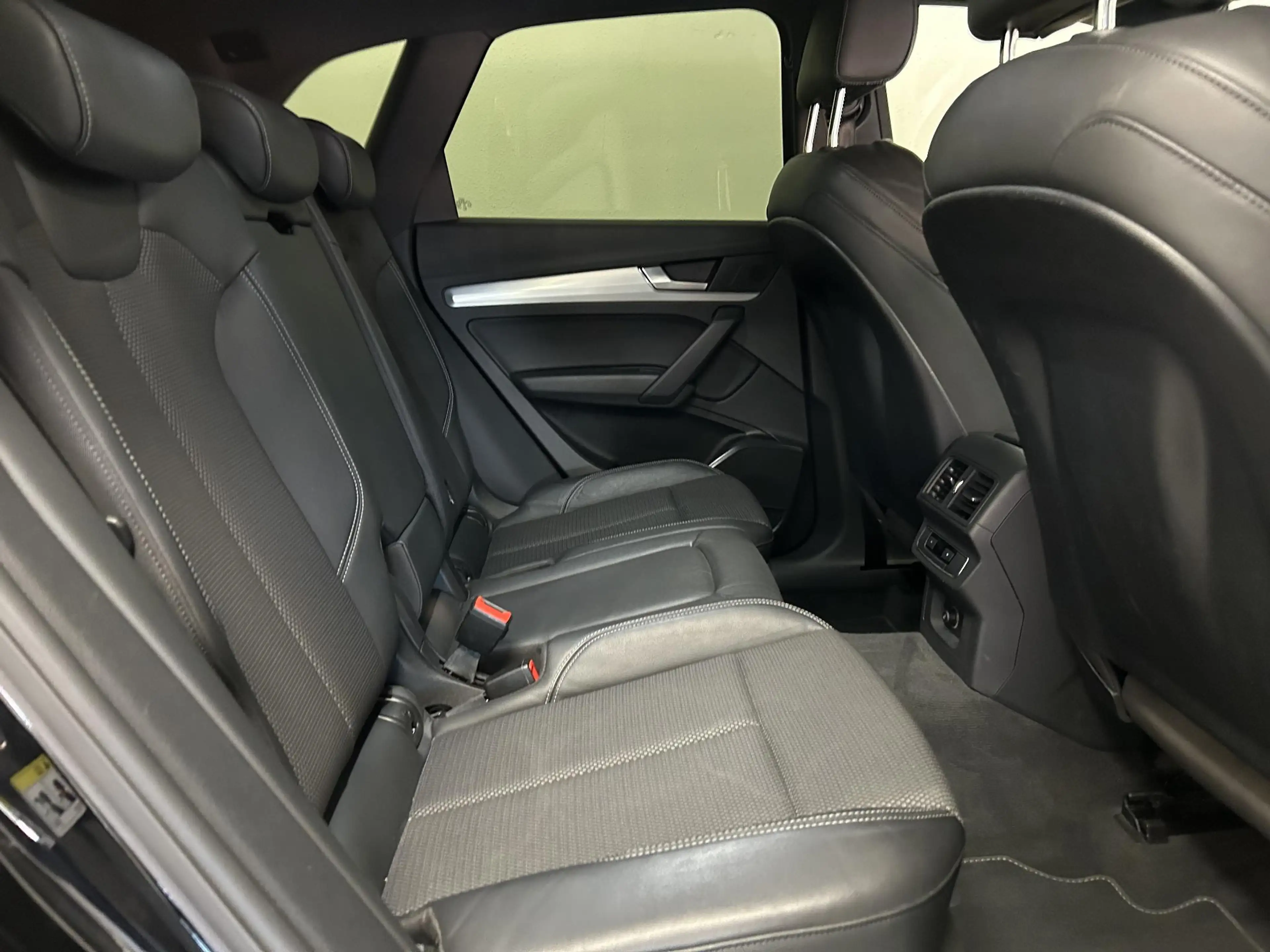 Audi Q5 55 TFSI e quattro S Edition Competition | S-LINE | — photo 33