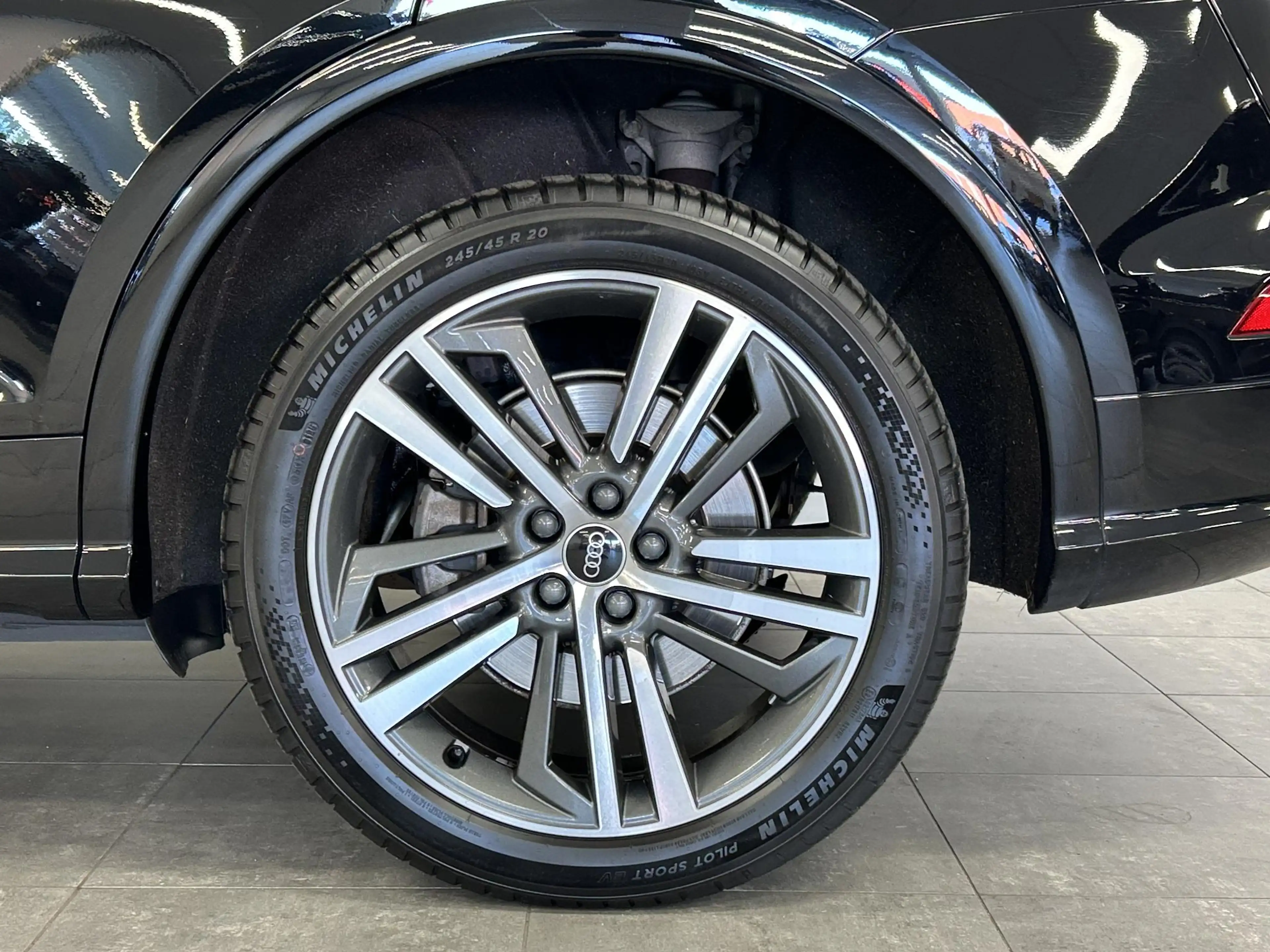 Audi Q5 55 TFSI e quattro S Edition Competition | S-LINE | — photo 31
